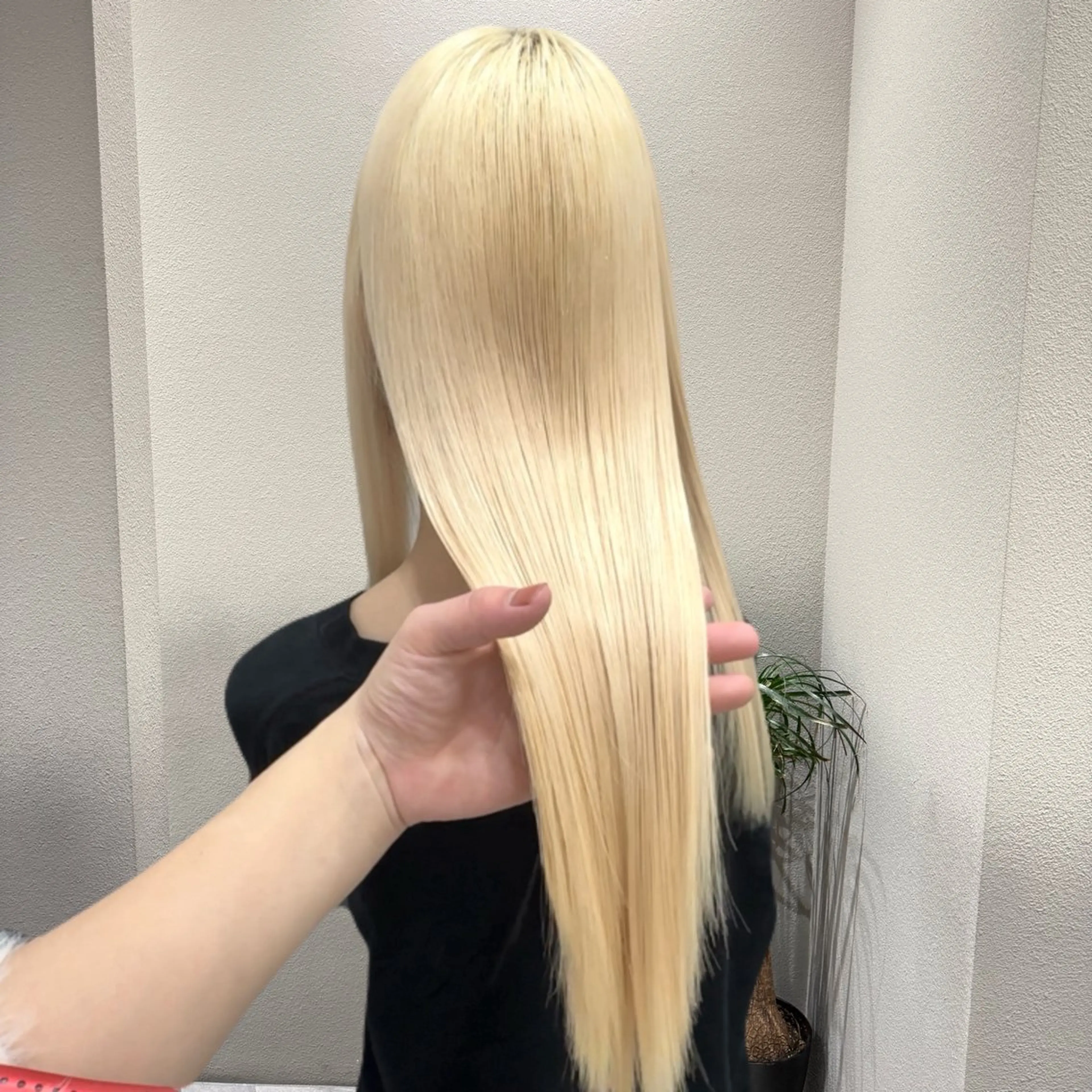 ロング カラー ブリーチ ブロンド ケアブリーチ ハイトーンカラー ホワイトブロンド ヘアカラー トリートメント ヘアセット ✨ブリーチ支持No1 複雑履歴修正/舘岡のヘアスタイル