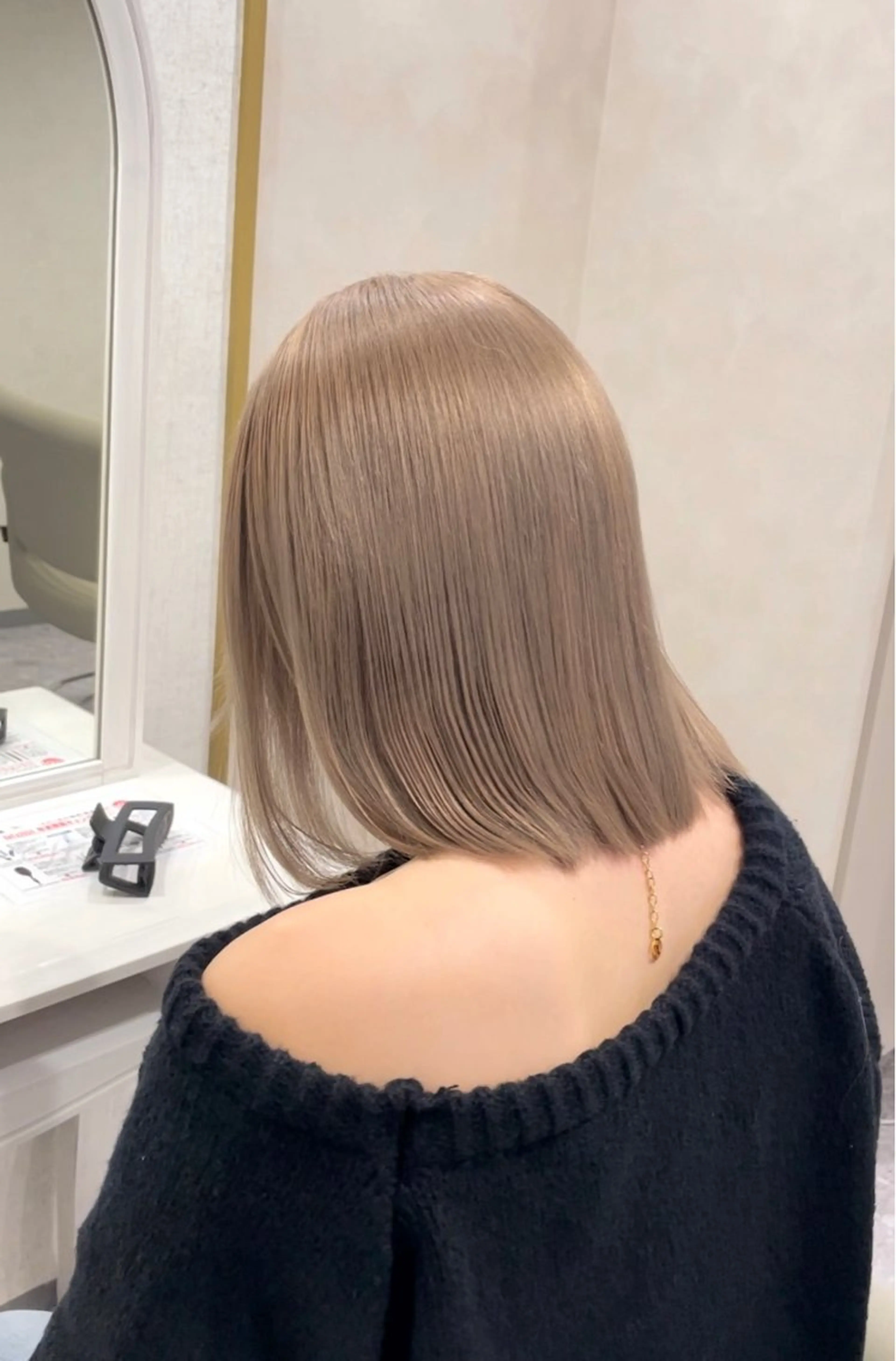 ミディアム ヘアカラー トリートメント wistell所属・ハイトーン/艶カラー sarina🩷のヘアスタイル