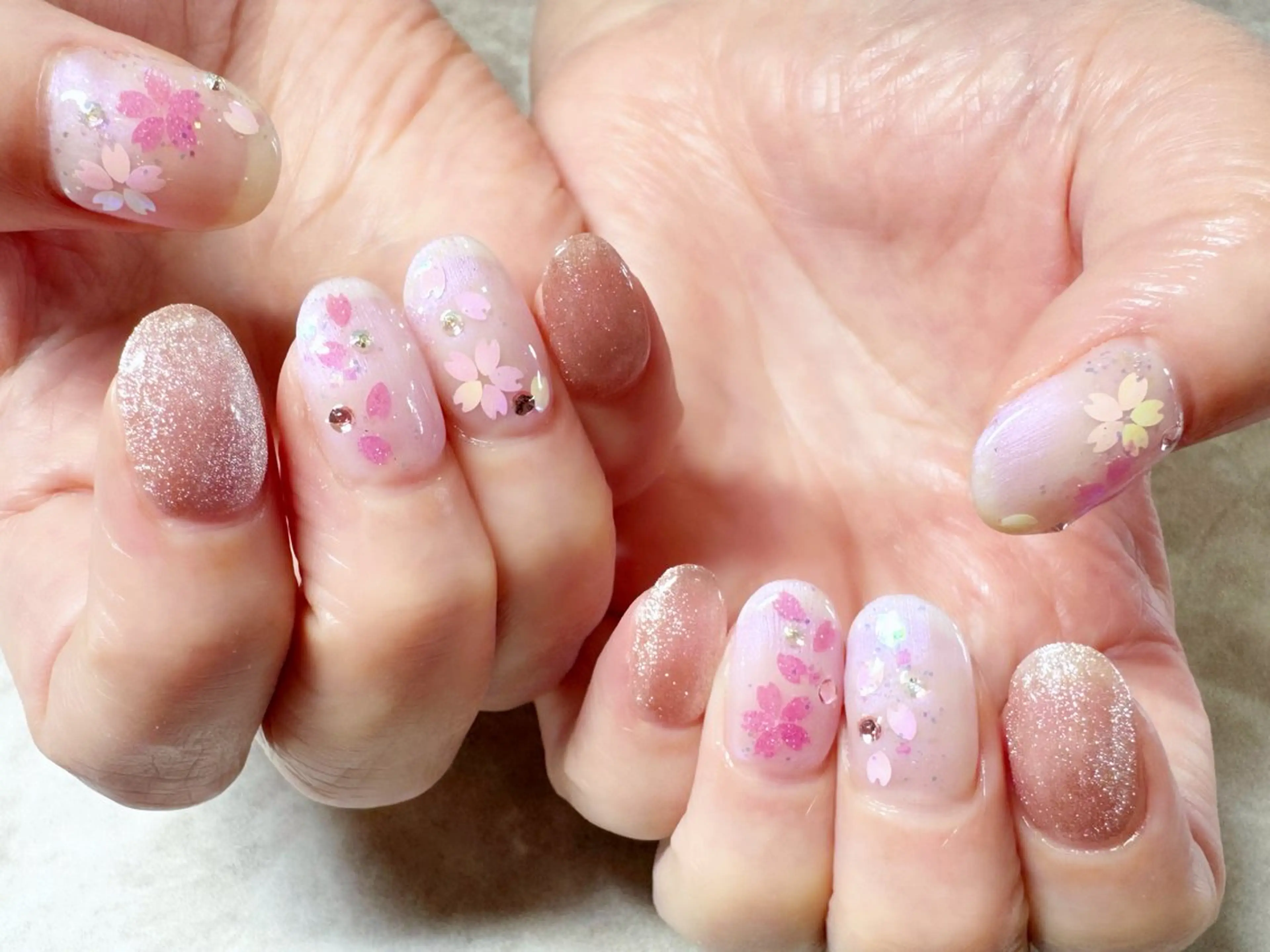 ネイル ハンドネイル 吉澤 圭のネイルデザイン