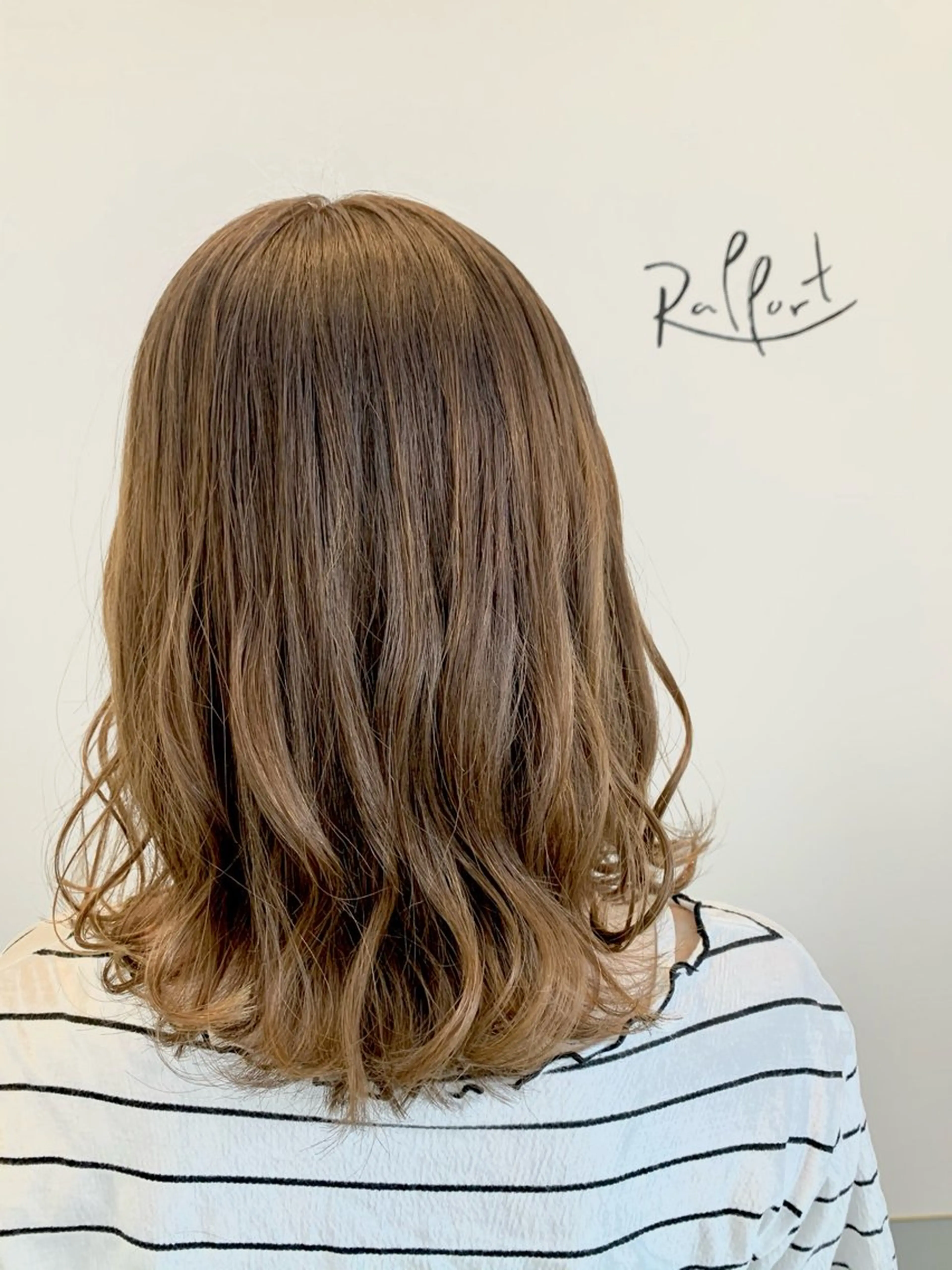 セミロング カラー ヘアカラー トリートメント Rapport ラポールのヘアスタイル