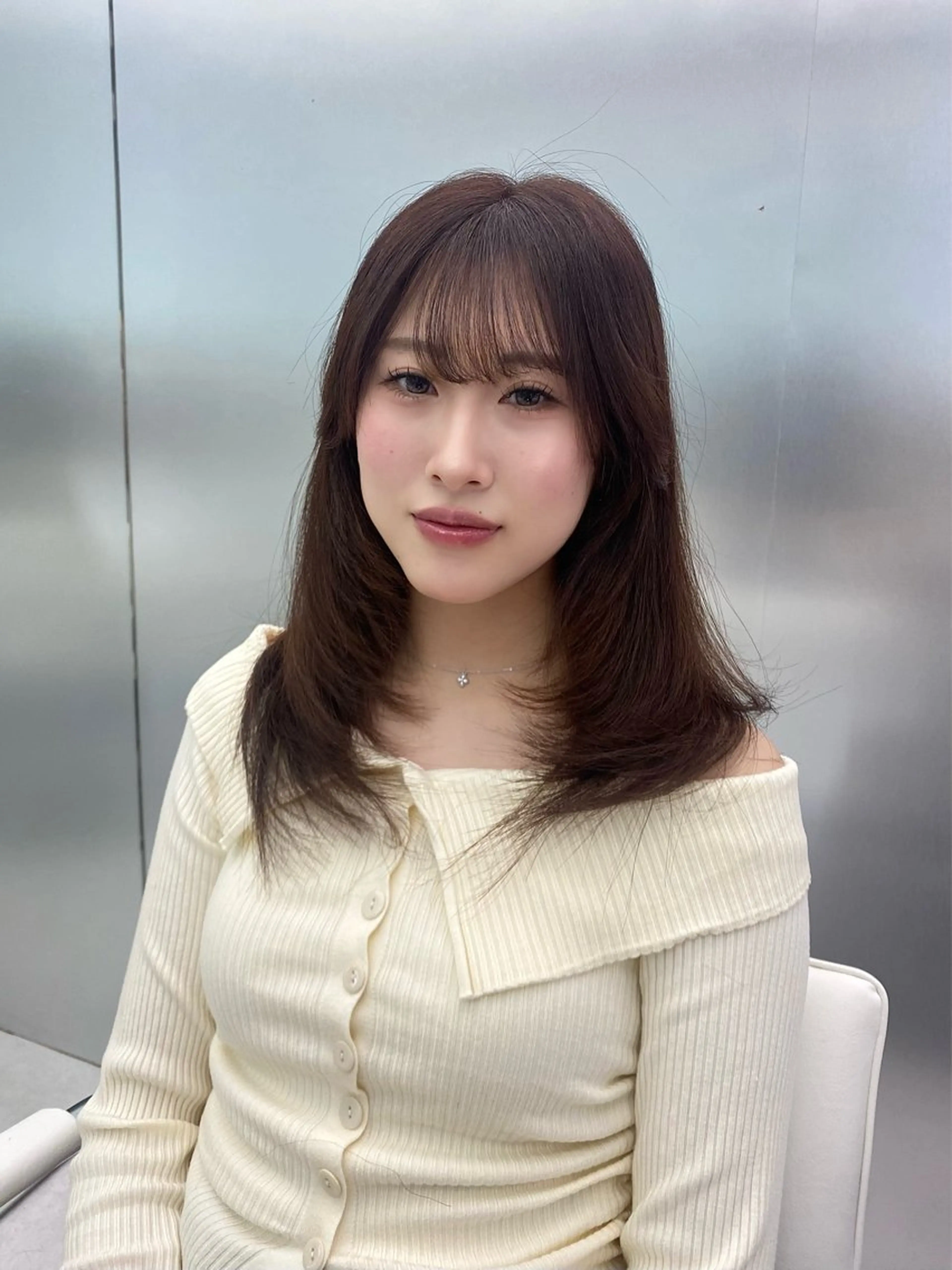 セミロング カラー 🖤韓国･網紅 KOYUKI🖤のヘアスタイル