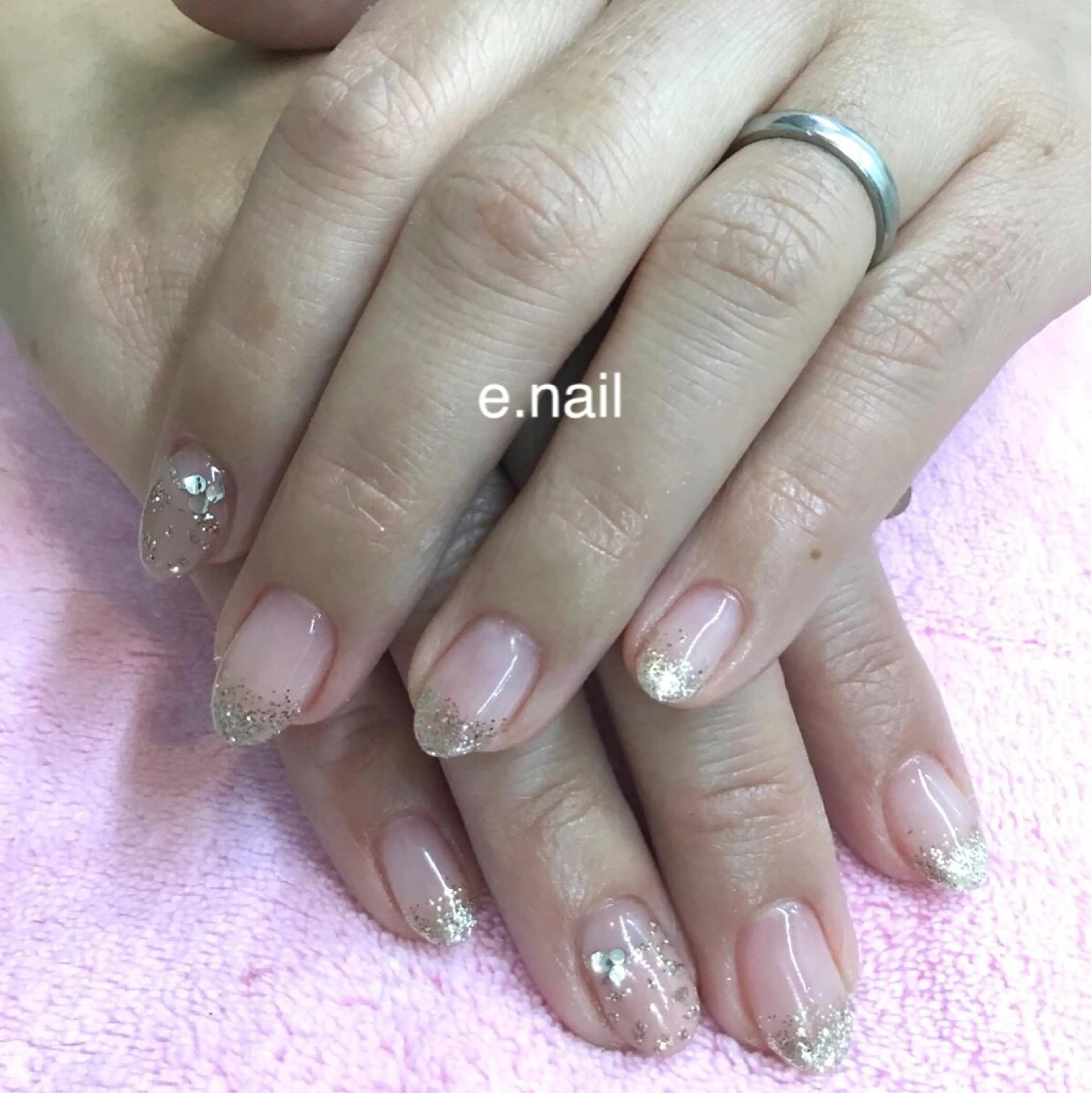 ネイル e.nail所属・和賀井 恵理のネイルデザイン