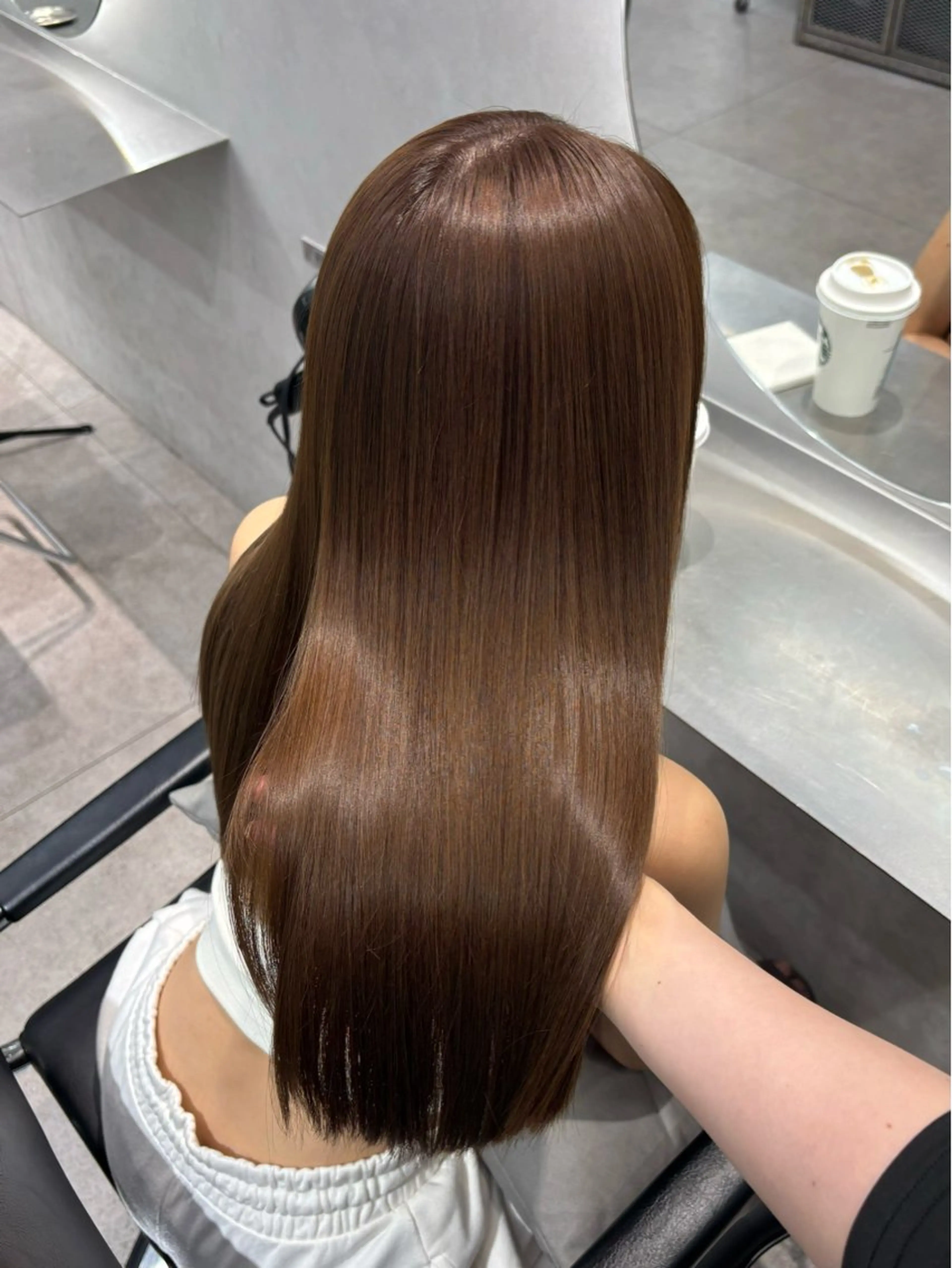 セミロング emi 韓国ワンホンヘアのヘアスタイル