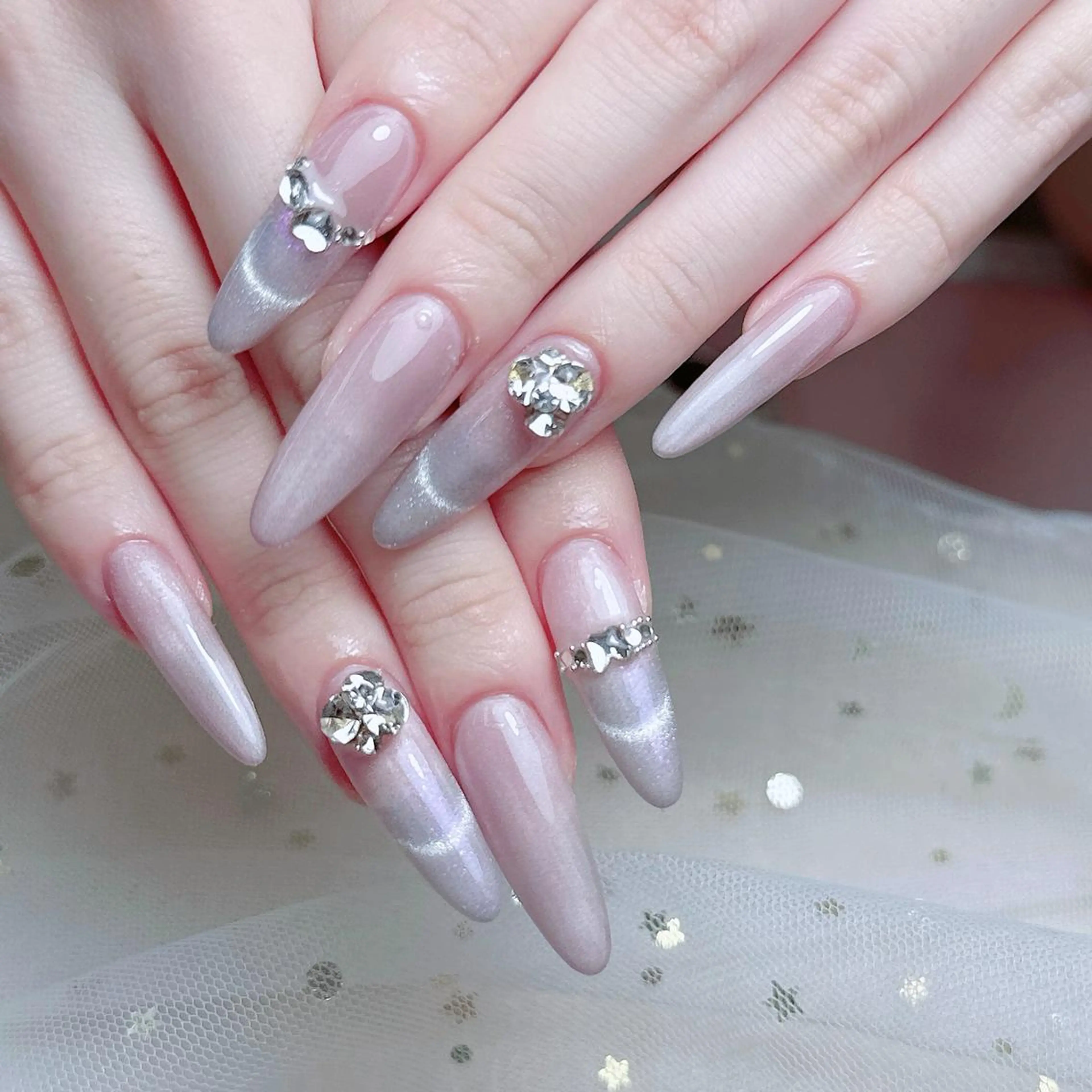 ネイル queens nailsalonのネイルデザイン