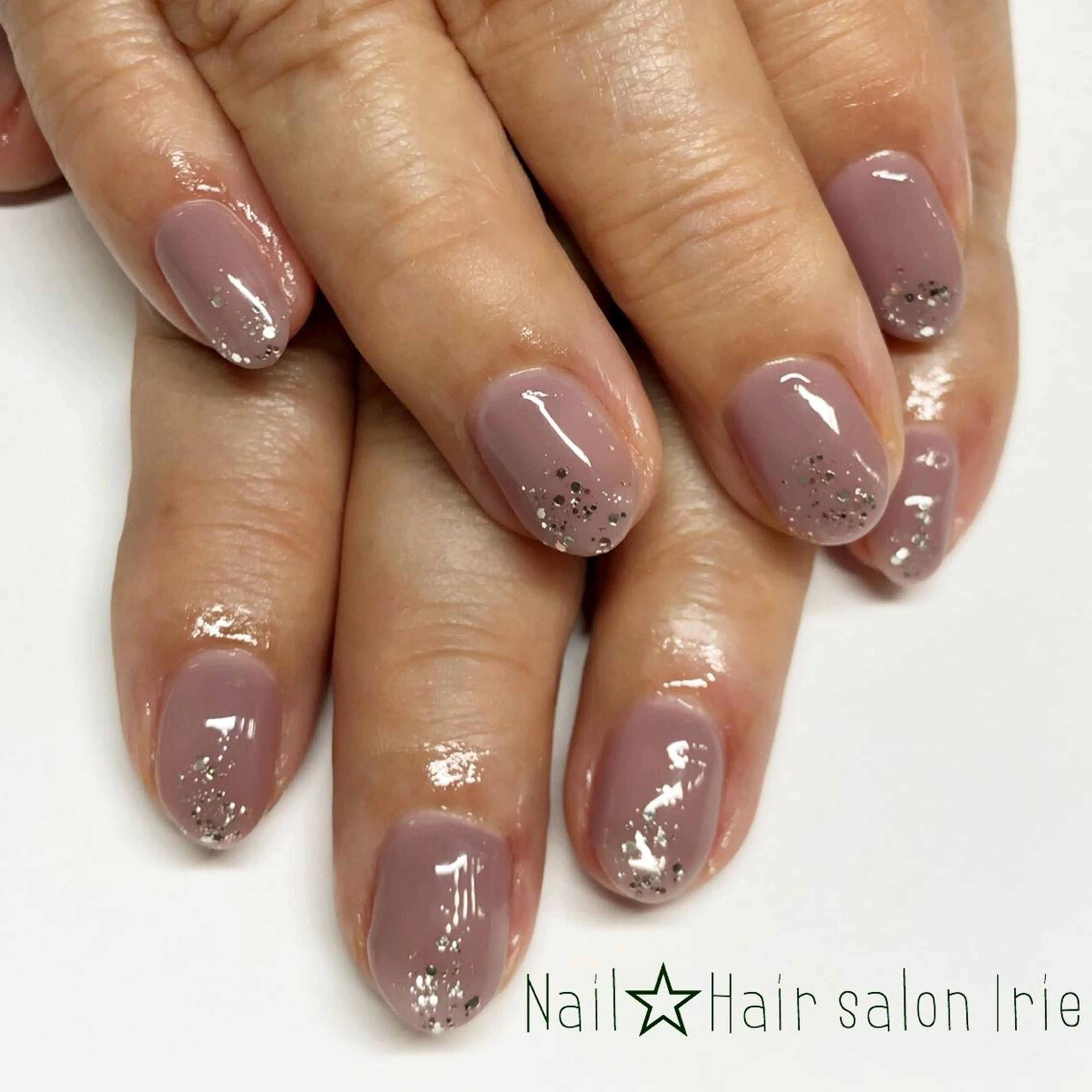 ネイル Hair salon Irie所属・與儀 知佳のネイルデザイン