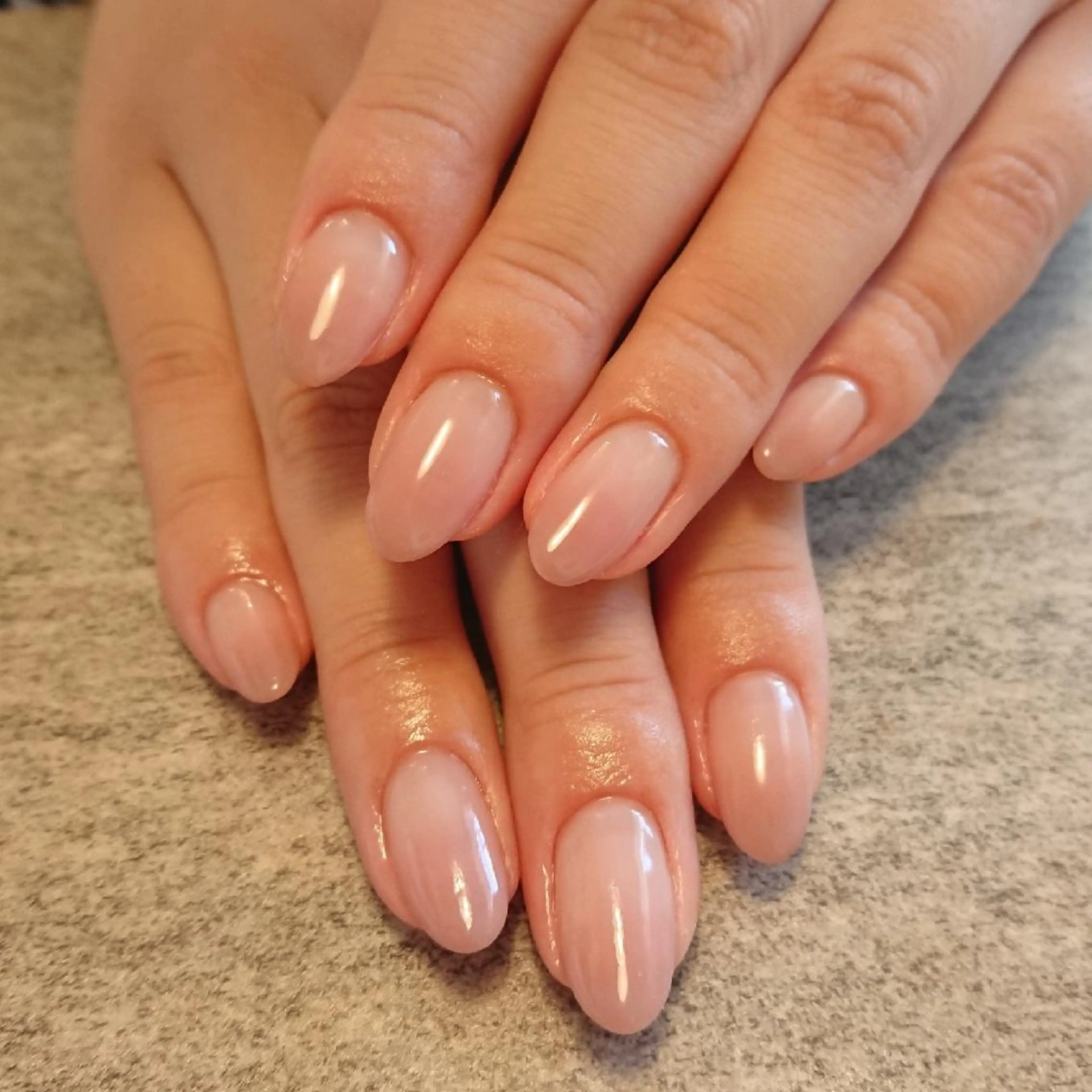 ネイル ジェヌインネイル 河内のネイルデザイン