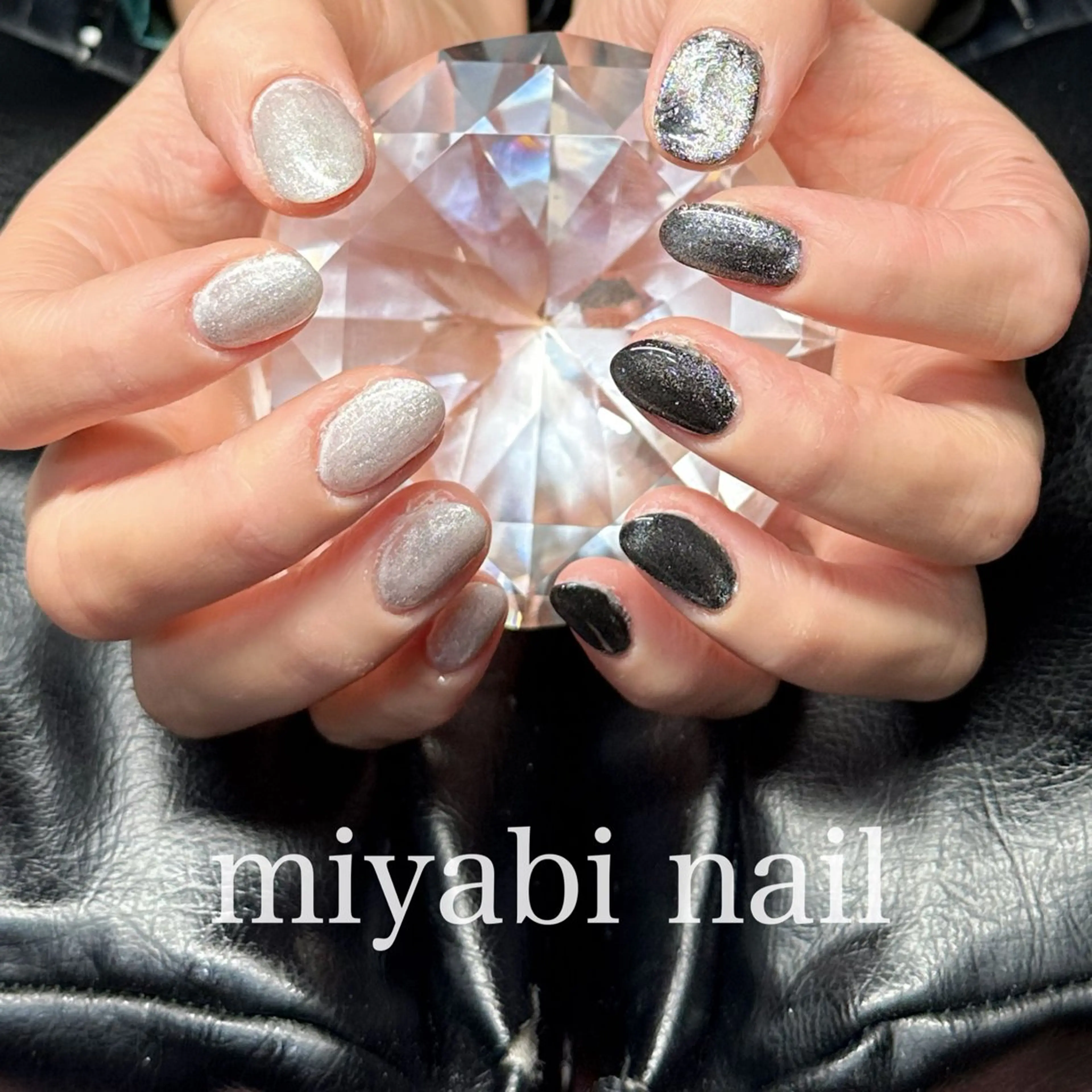 ネイル ジェルネイル キラキラネイル マグネットネイル 持ち込み シルバー ハンドネイル miyabi nail 桂川駅近くのネイルデザイン