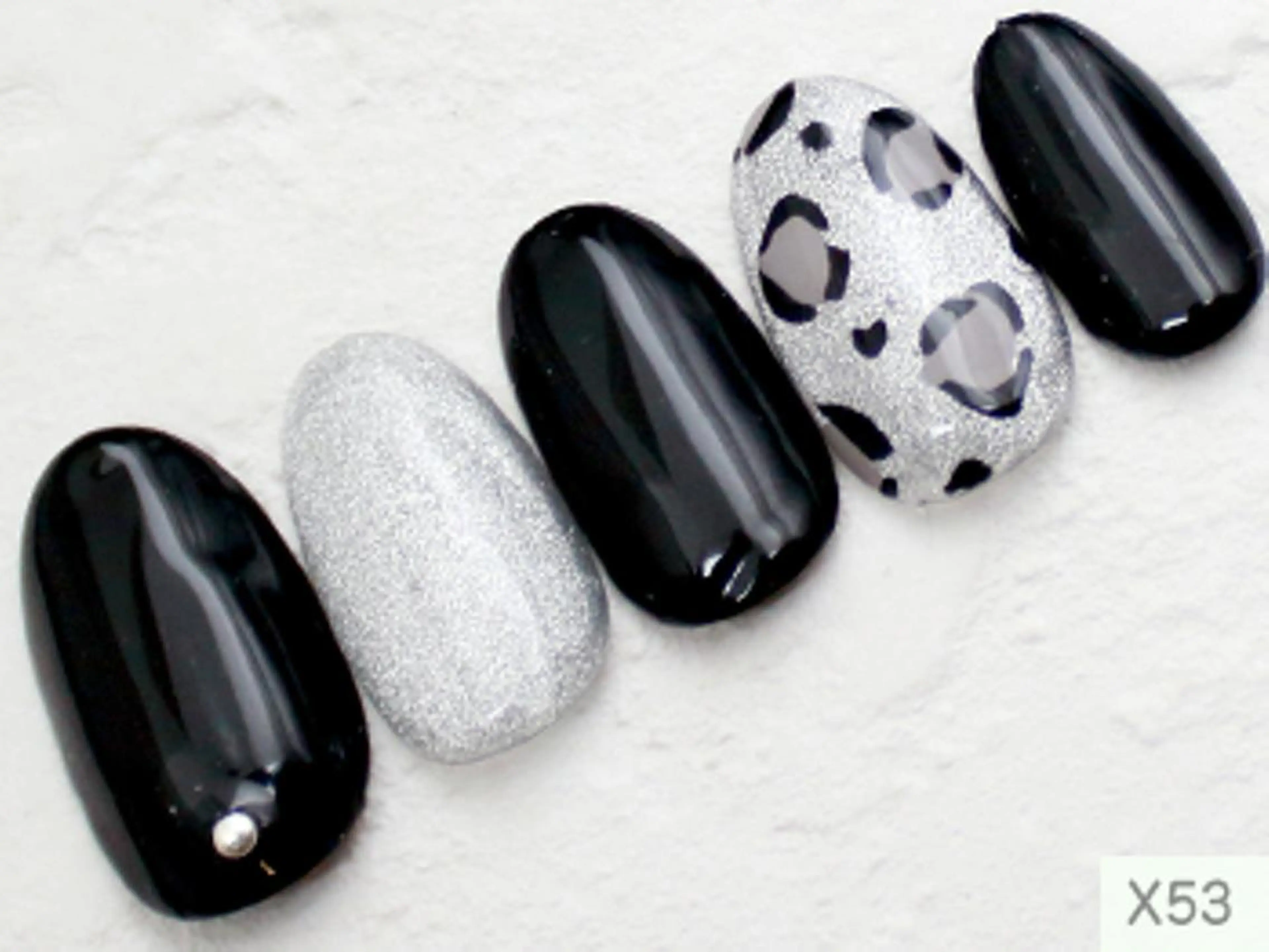 ネイル アートネイル ジェルネイル マグネットネイル 🤍 Janのネイルデザイン