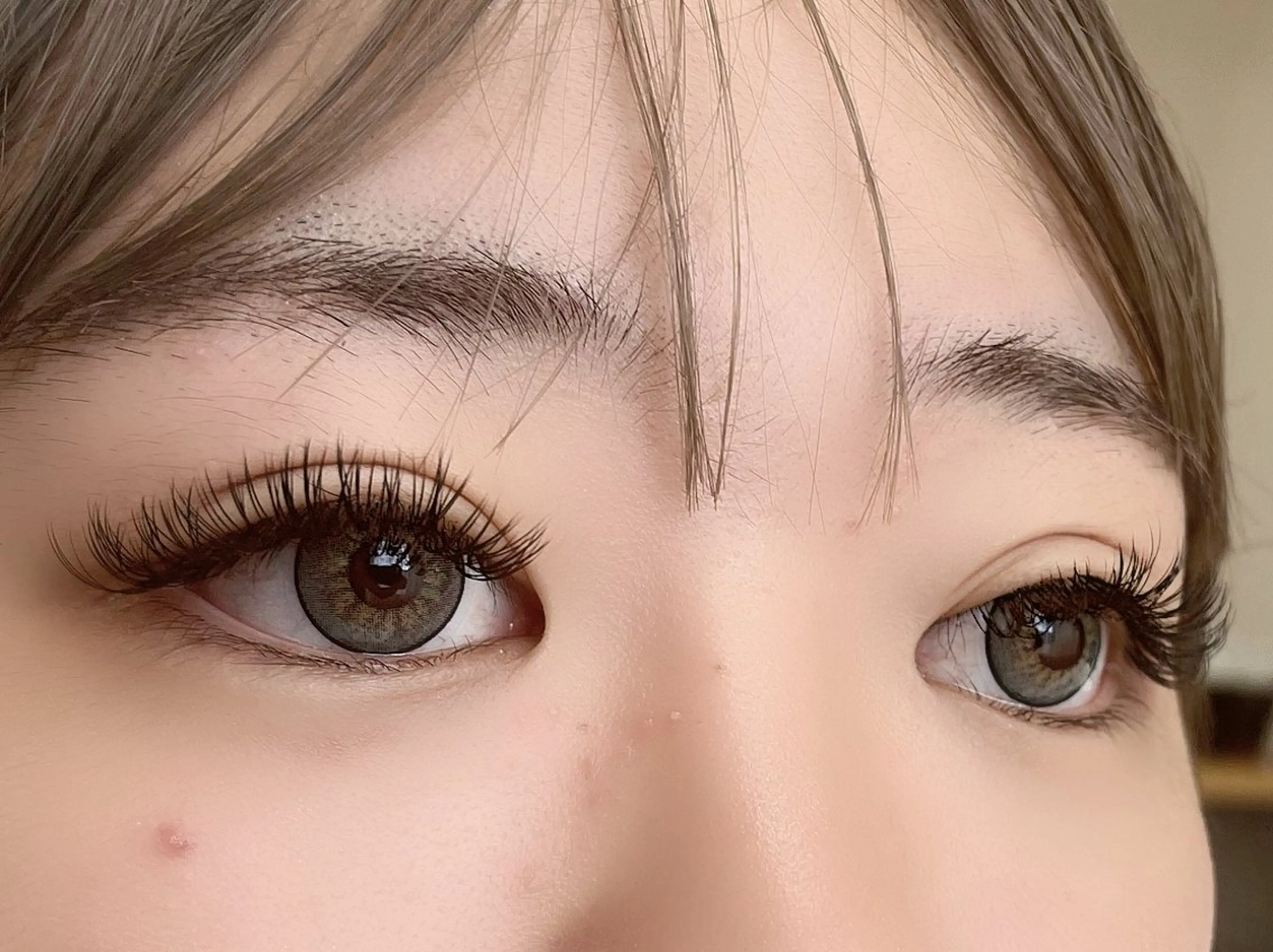 マツエク・マツパ フラットラッシュ マツエク Regene HIROKAWAの眉毛・アイブロウイメージ