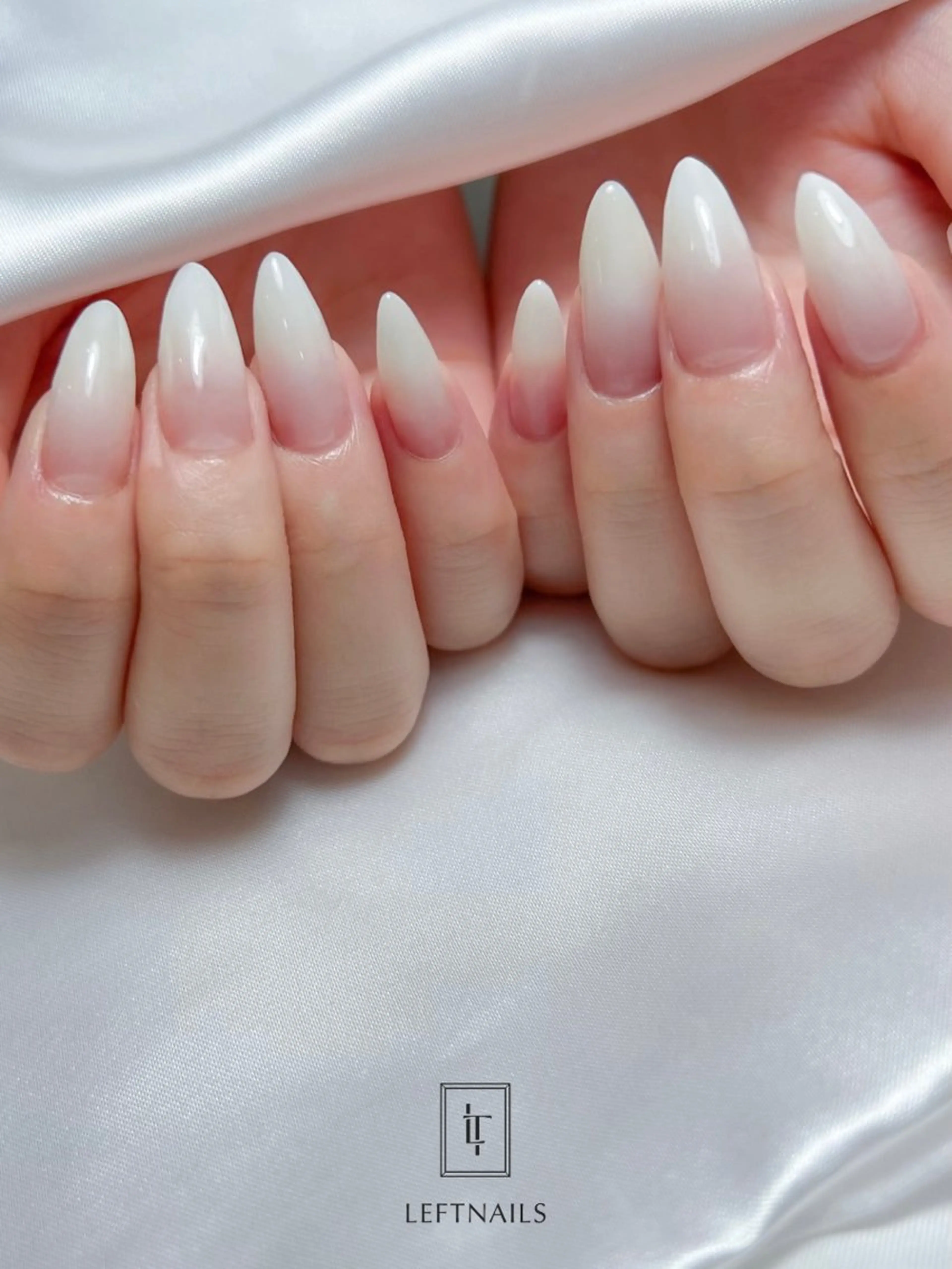 ネイル グラデーション ハンドネイル LEFTNAILS フィルインニュアンスのネイルデザイン