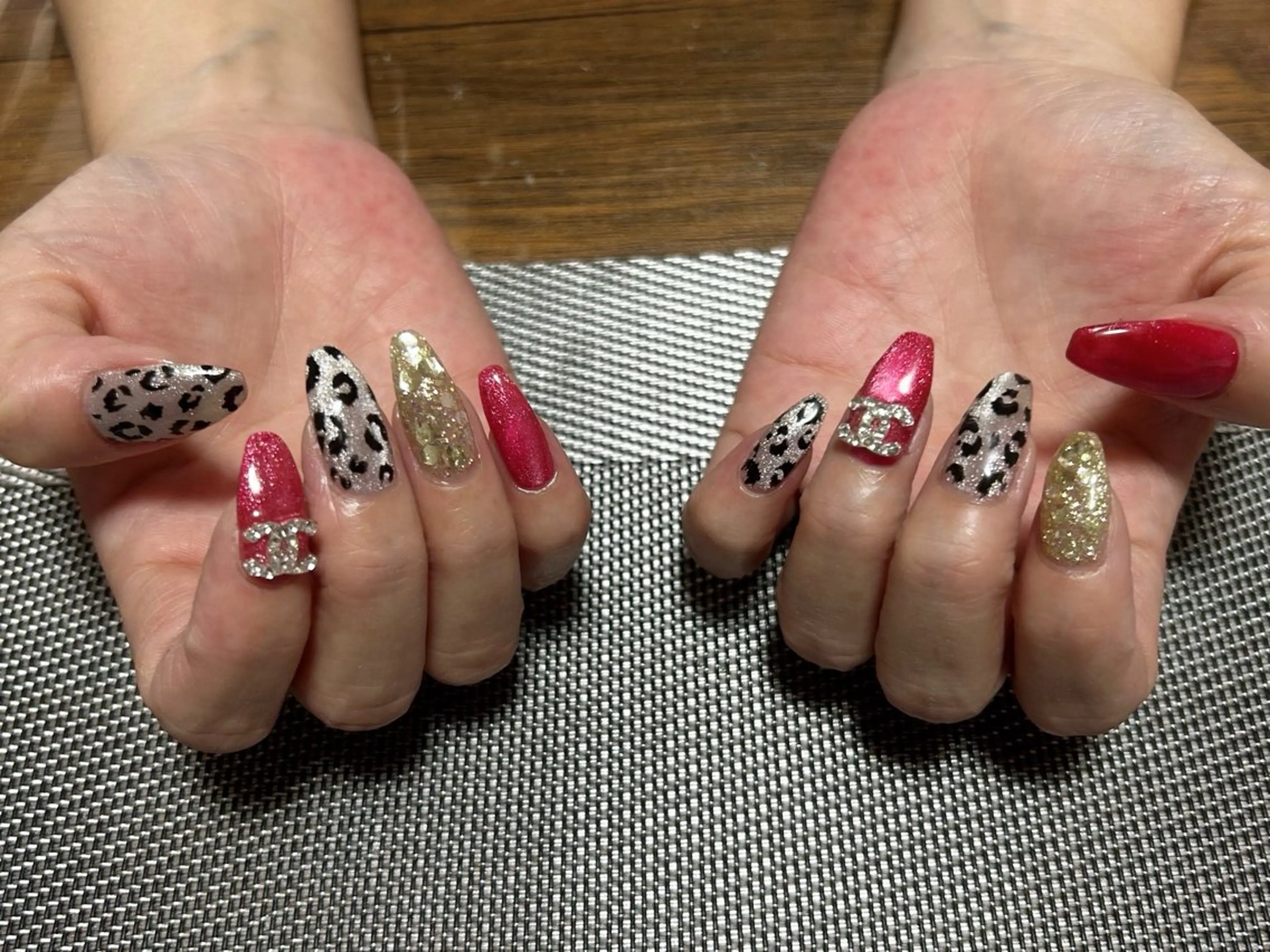 ネイル アニマル柄 ハンドネイル i nailのネイルデザイン