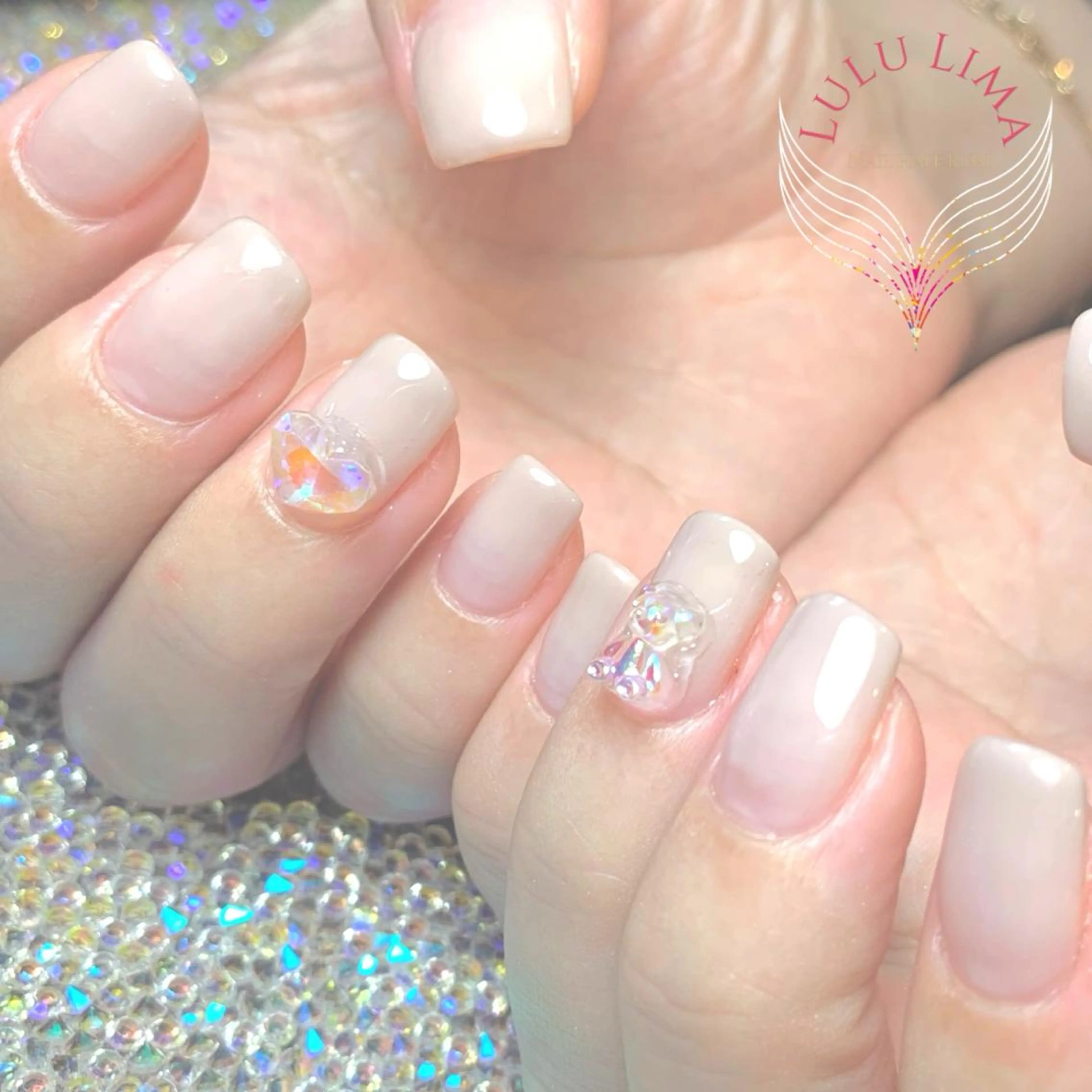 ネイル ハンドネイル フットネイル ハンドケア LULU LIMAのネイルデザイン