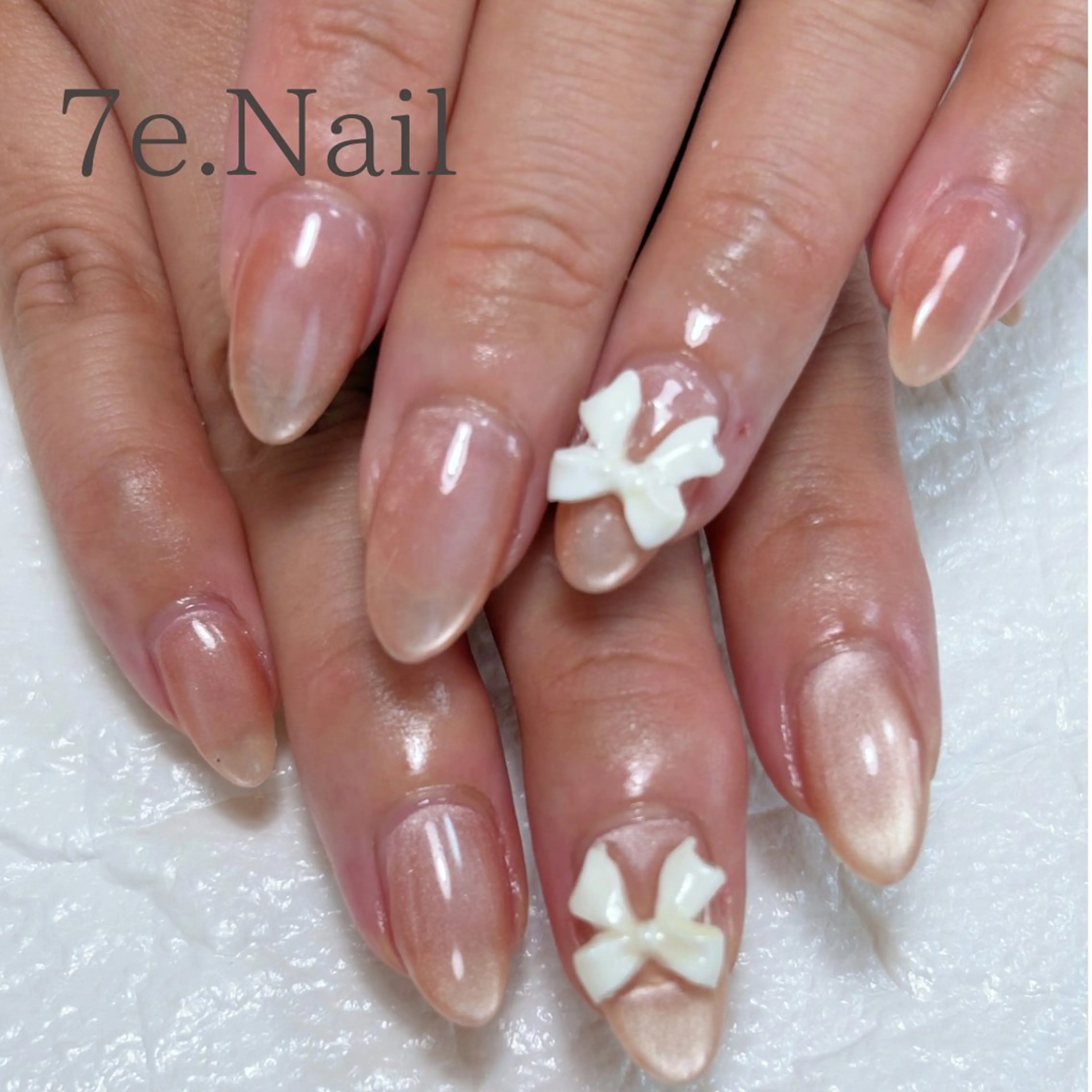 ネイル 7e. Nailのネイルデザイン