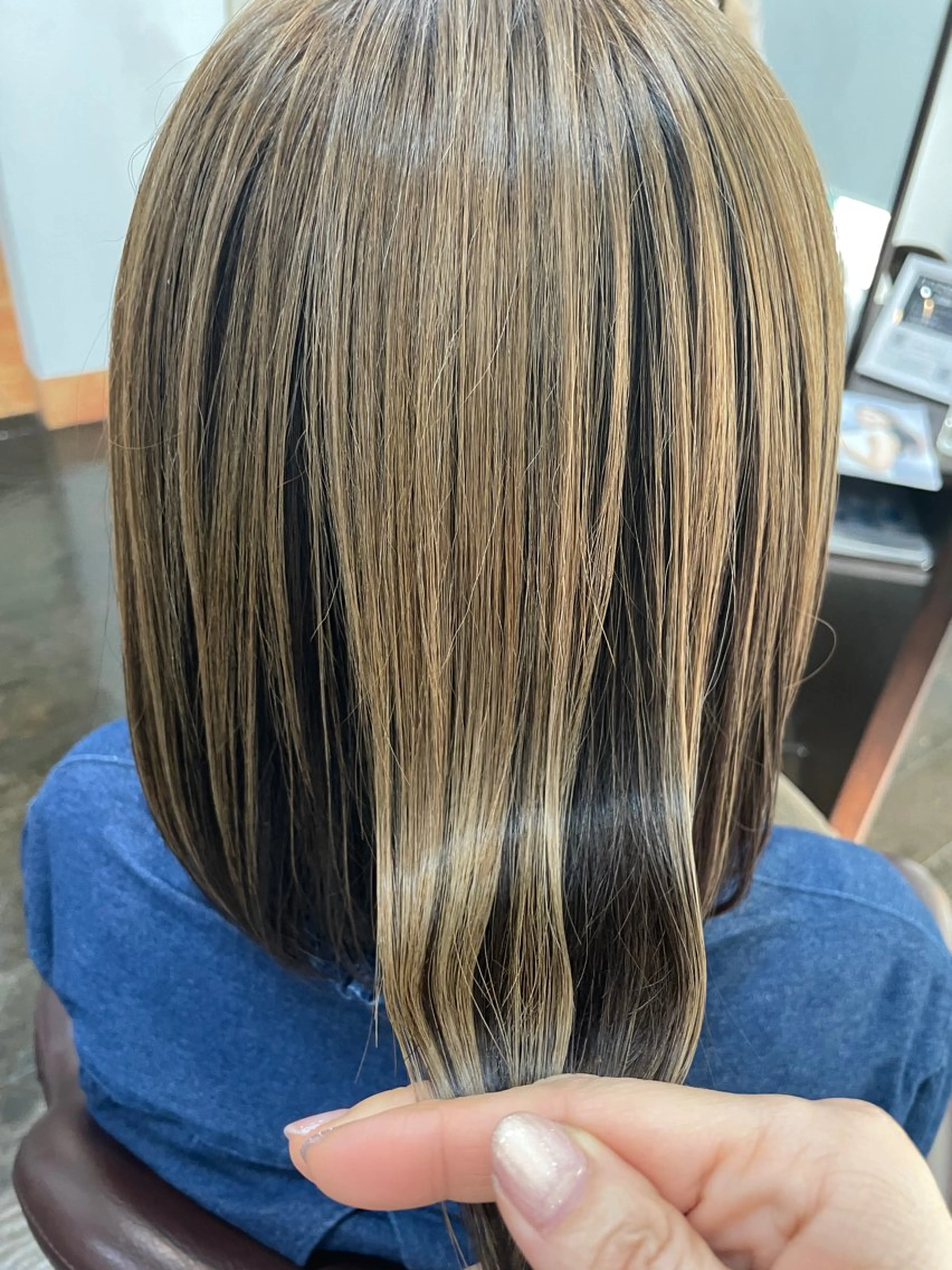 ミディアム カラー La Ruelle yoko🐈髪質改善のヘアスタイル