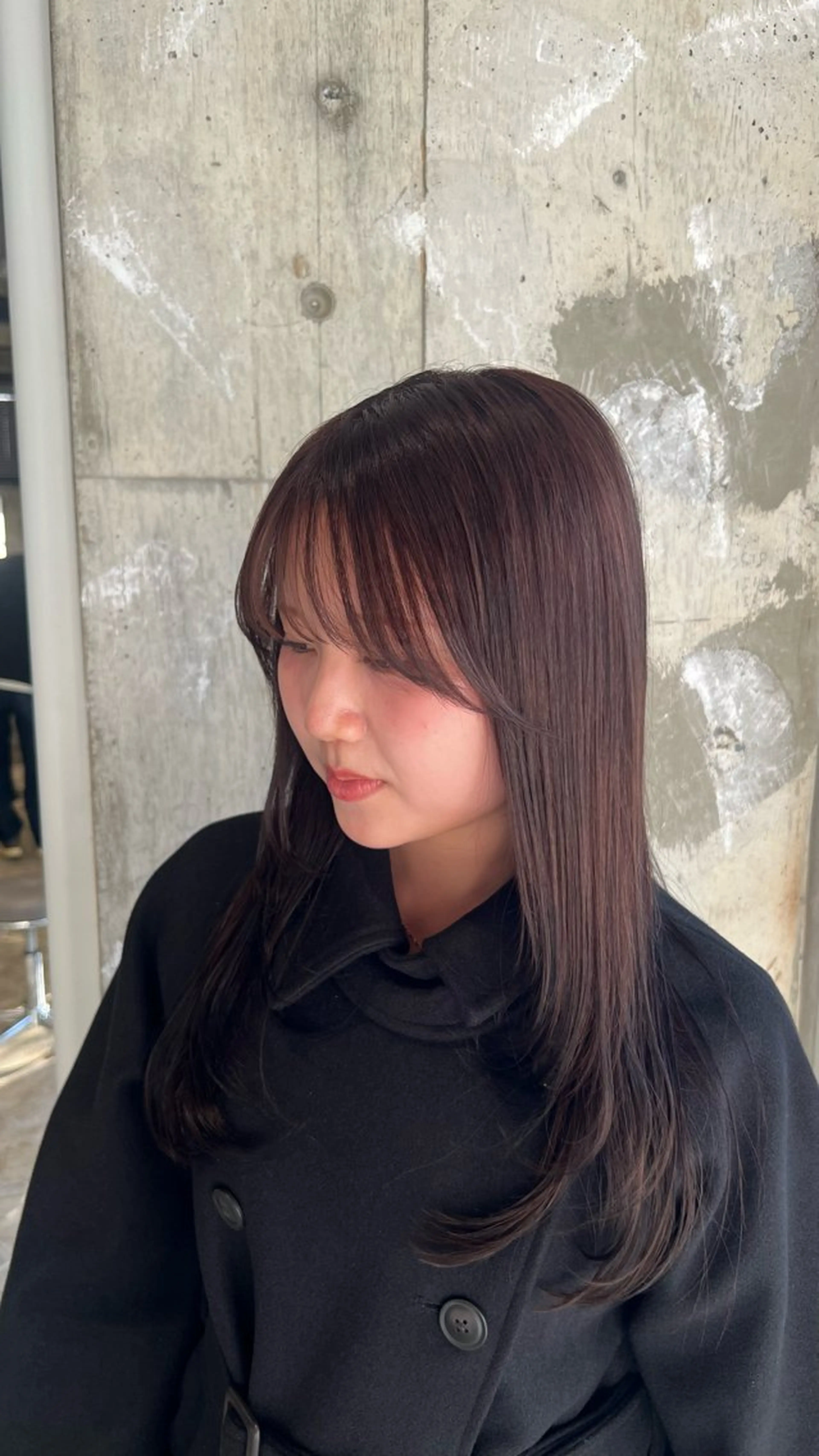 ロング ピンクブラウン カット ヘアカラー トリートメント piilo／ 岩花梨乃のヘアスタイル