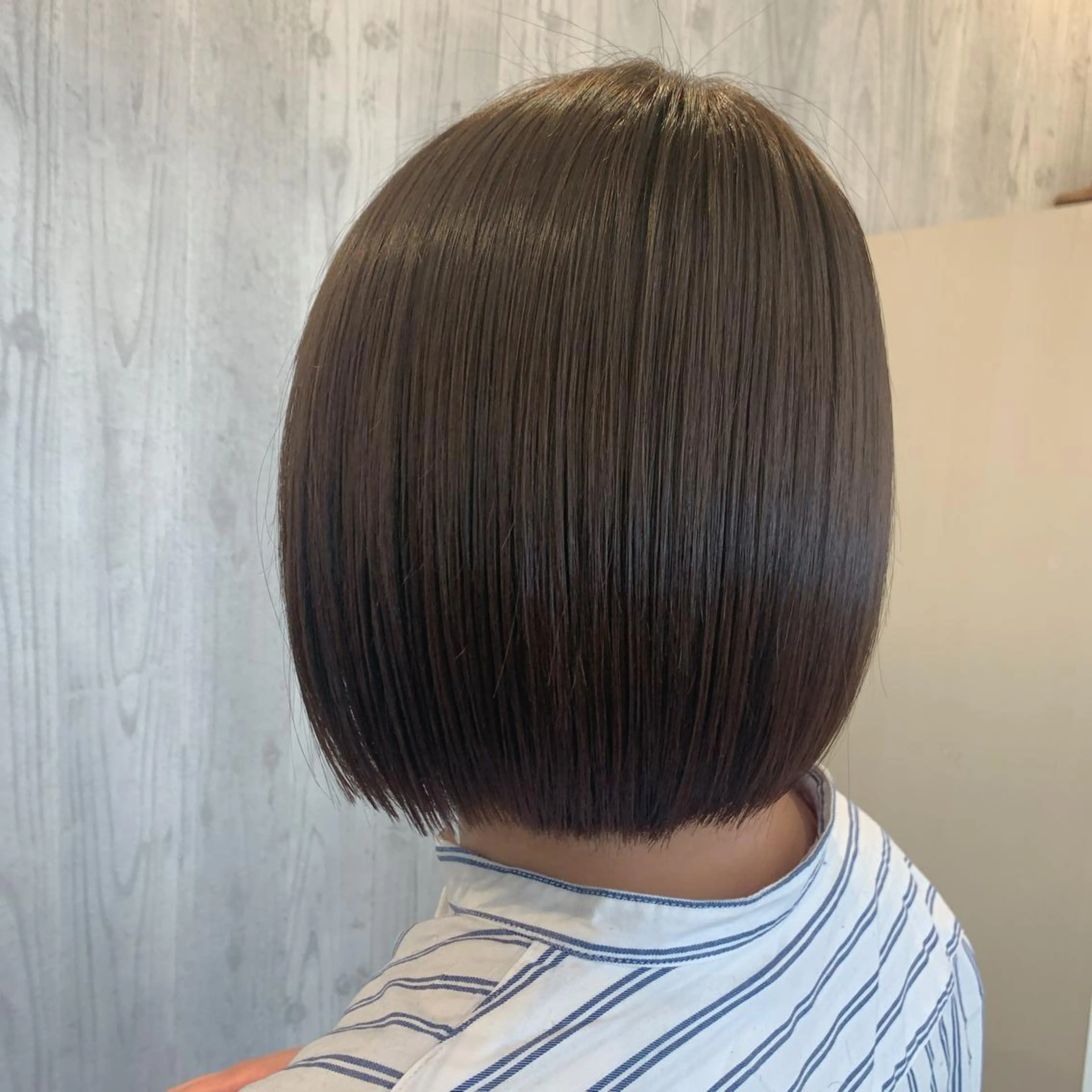 ショート カラー (スタイリスト)牧 好美のヘアスタイル