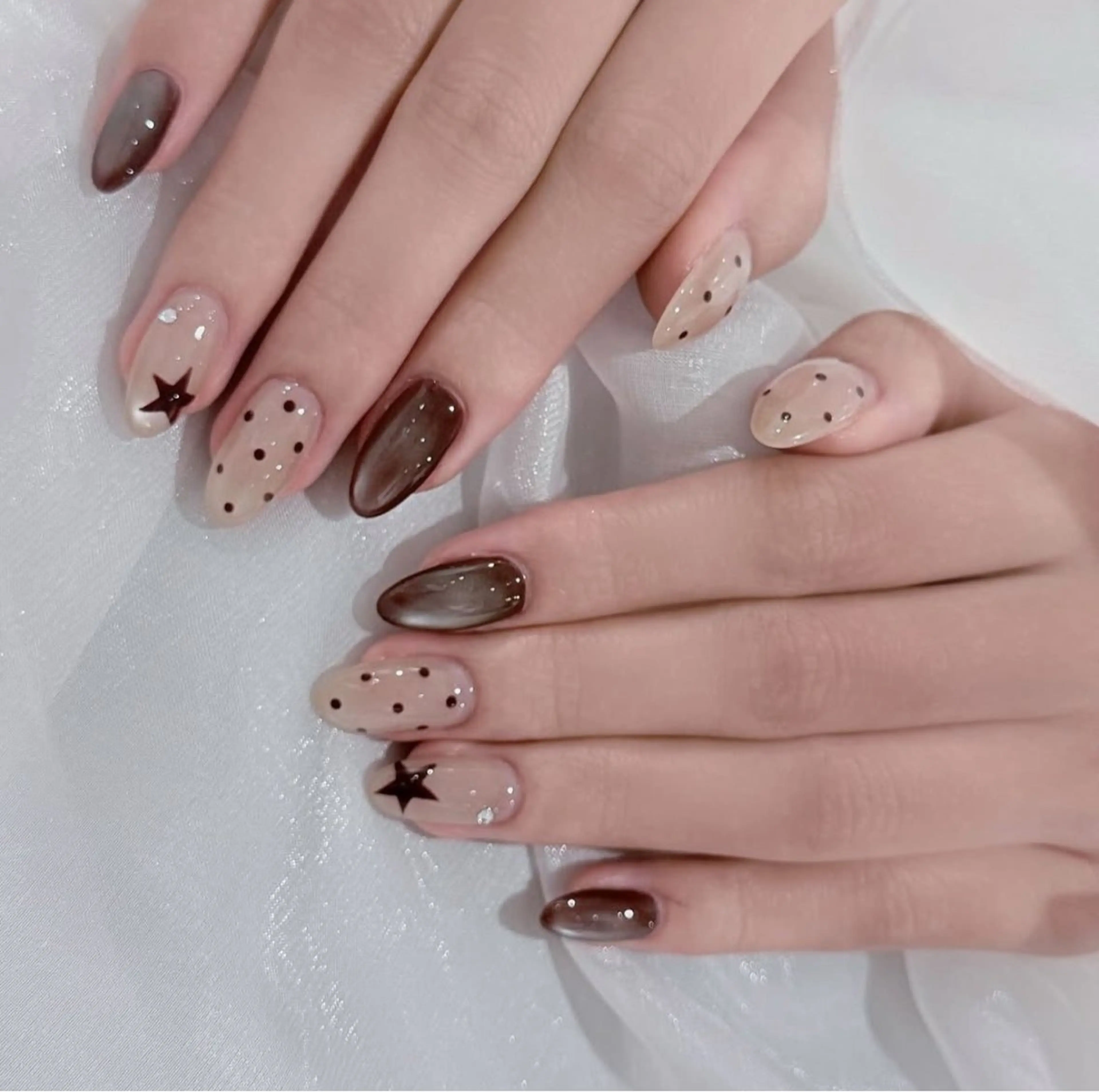 ネイル ハンドネイル 🎀PG🩵 ネイルサロンのネイルデザイン