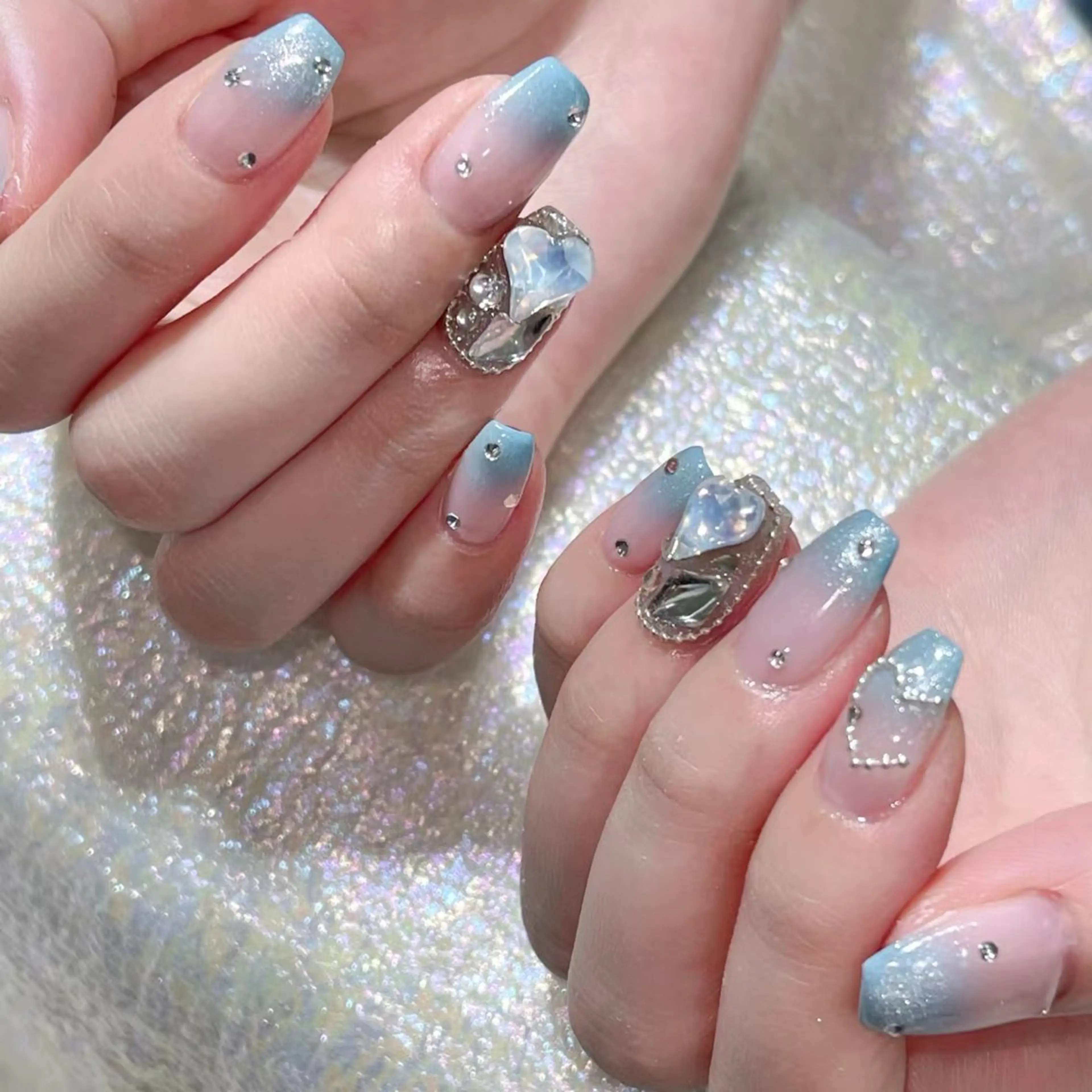 ネイル ハンドネイル Queens 榊 まおのネイルデザイン