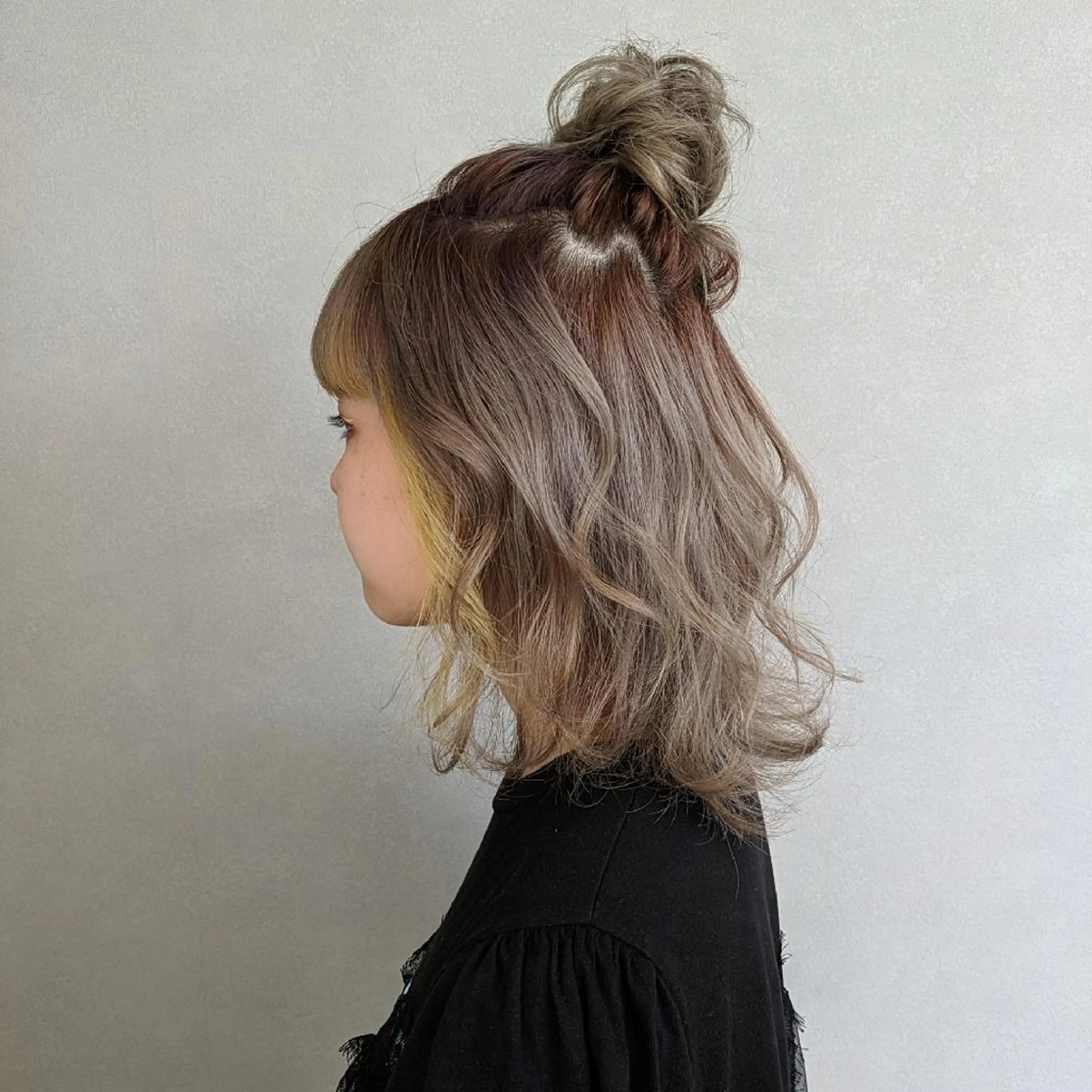 ミディアム ヘアアレンジ ハーフアップ PRIVATE SALON EYES所属・EYES リアのマツエク・マツパデザイン