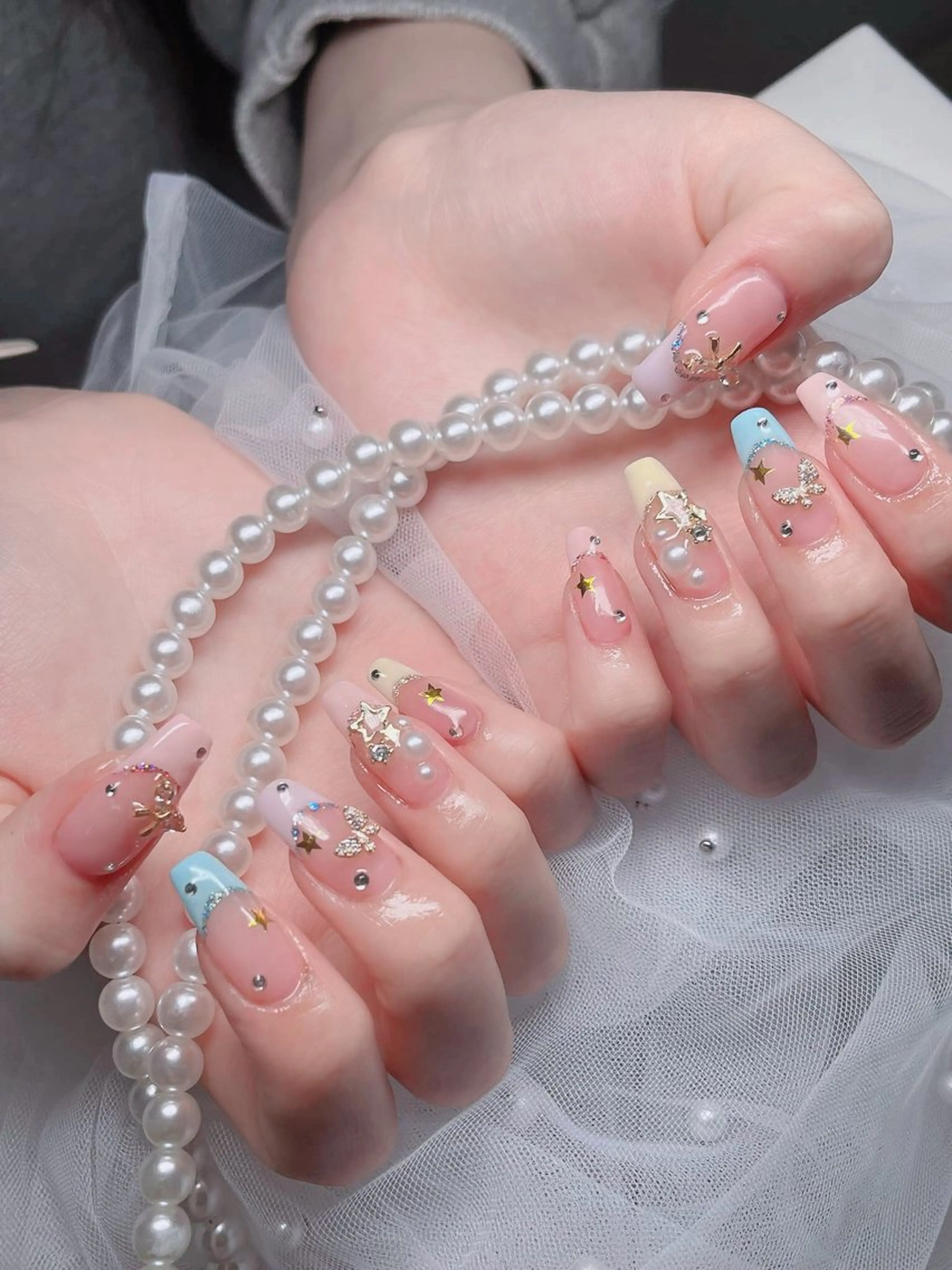 ネイル オーロラネイル フレンチネイル ジェルネイル ハロウィン 韓国ネイル ハンドネイル H.baby Nail Salonのネイルデザイン