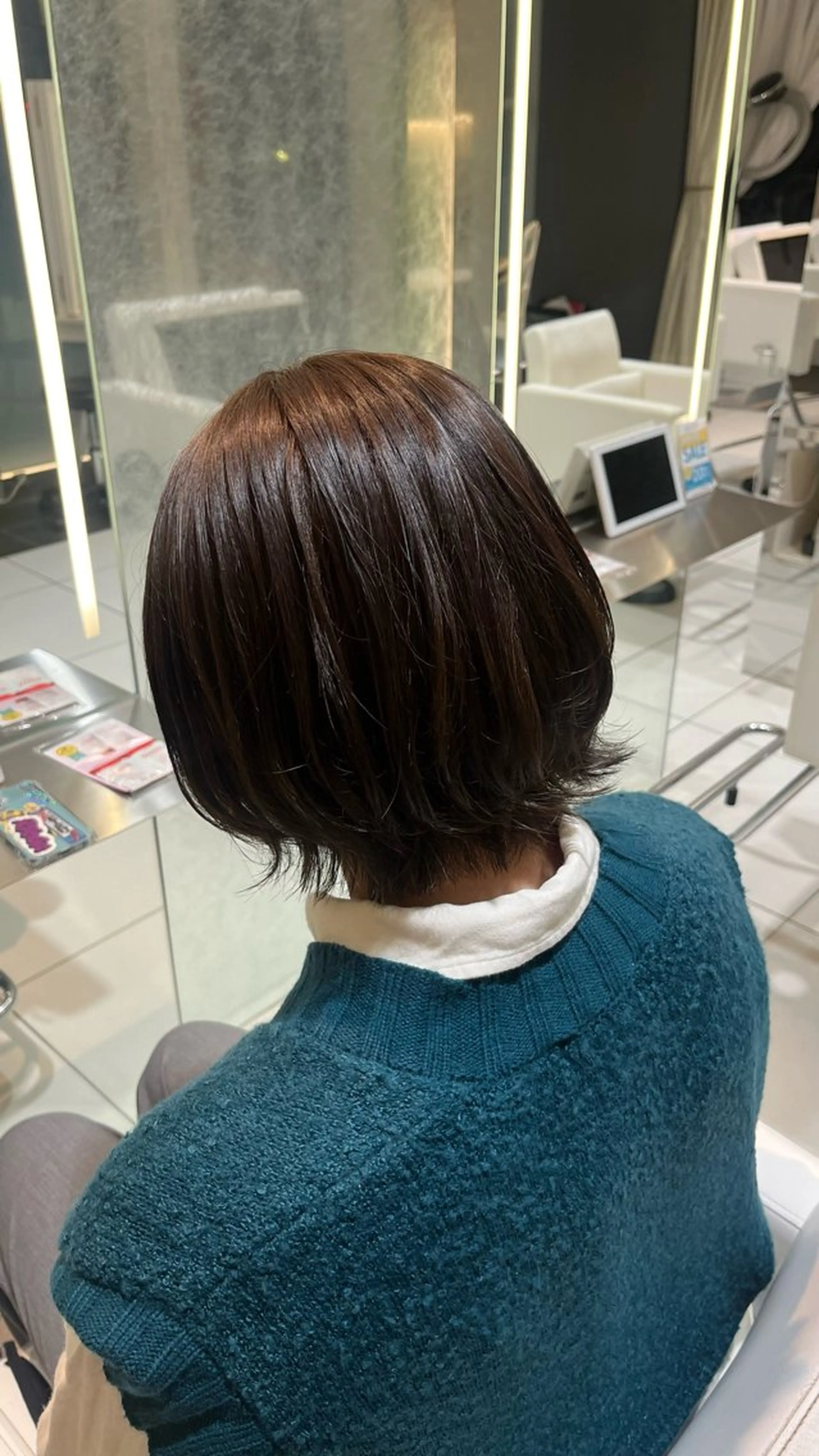 ショート カラー ボブレイヤー ボブ レイヤーカット zaza所属・保坂 萌歌のヘアスタイル