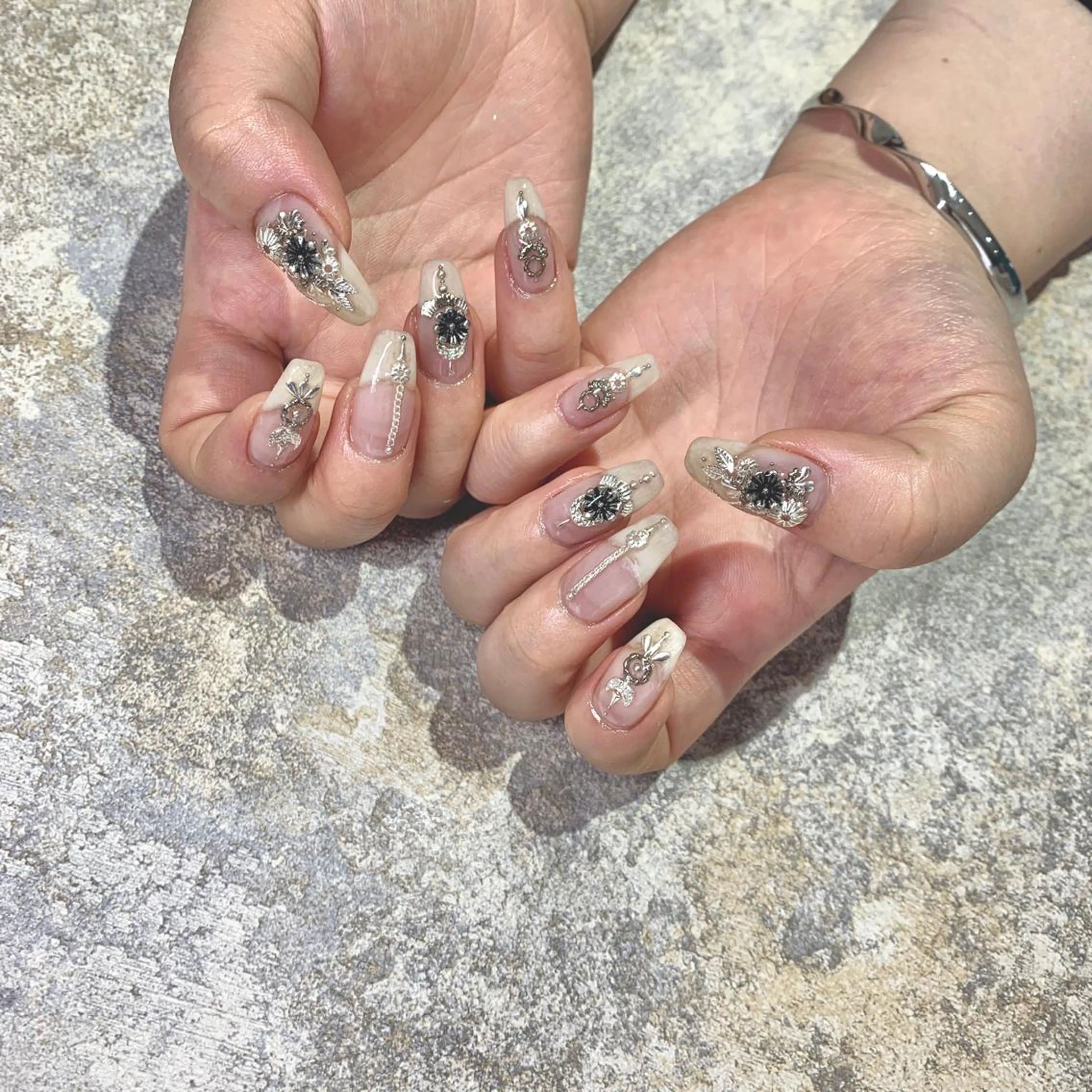 ネイル Nes.nail所属・🌼Nomura Yuko🌷のネイルデザイン