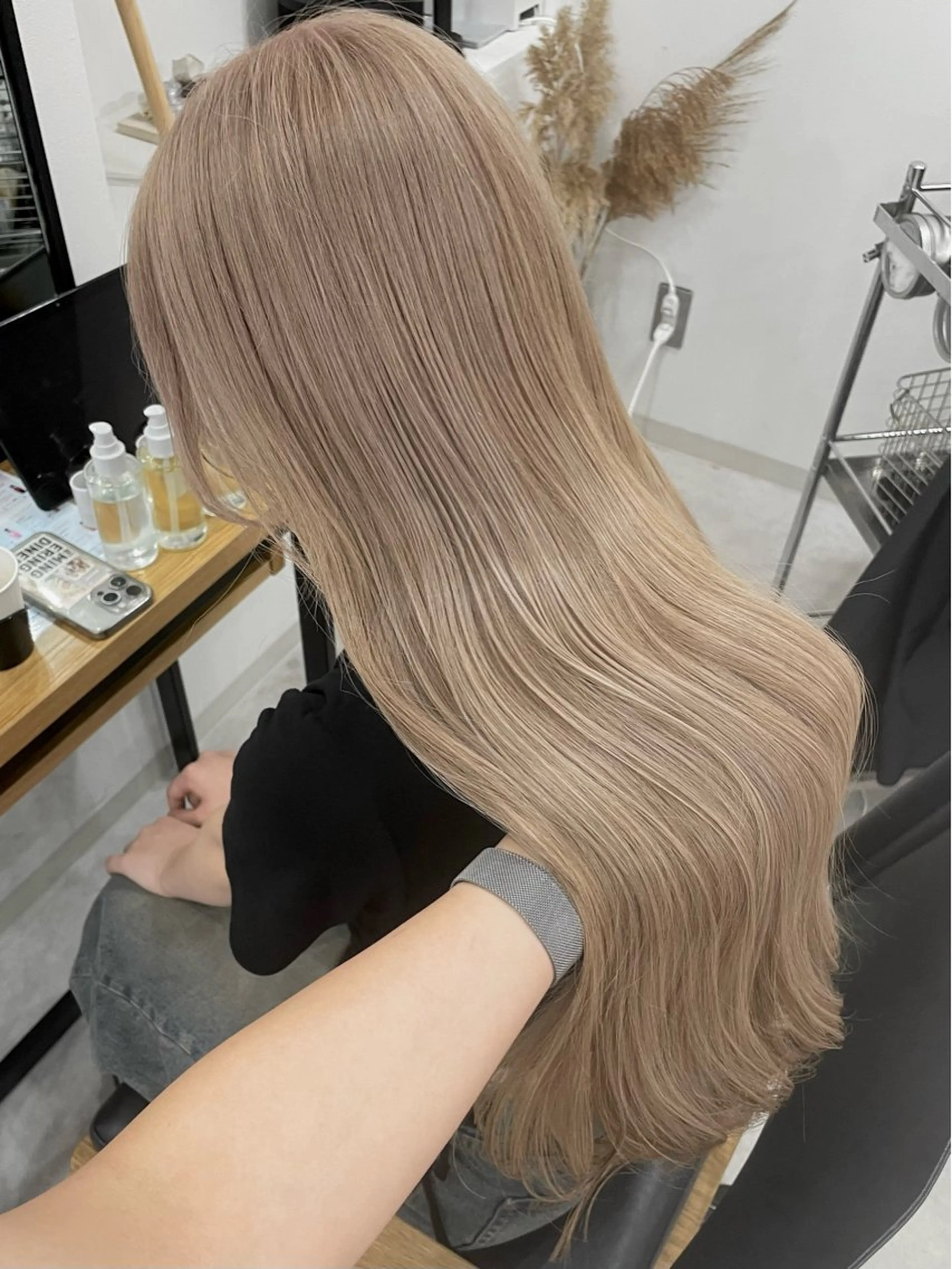 全頭or根本のみ　ケアブリーチ+カットカラー【＃ハイトーン＃ダブルカラー】の写真