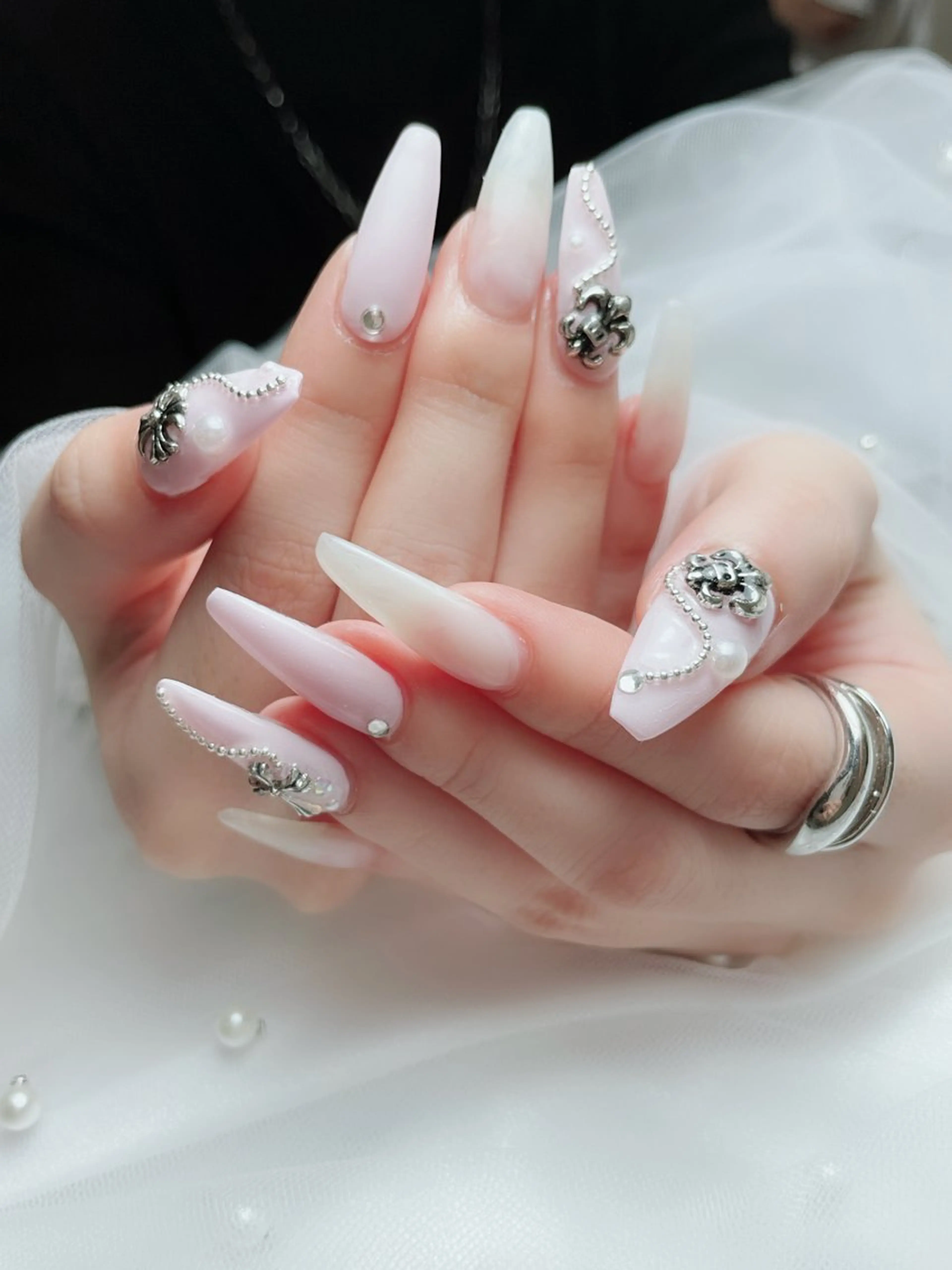 ネイル Amina nail salonのネイルデザイン