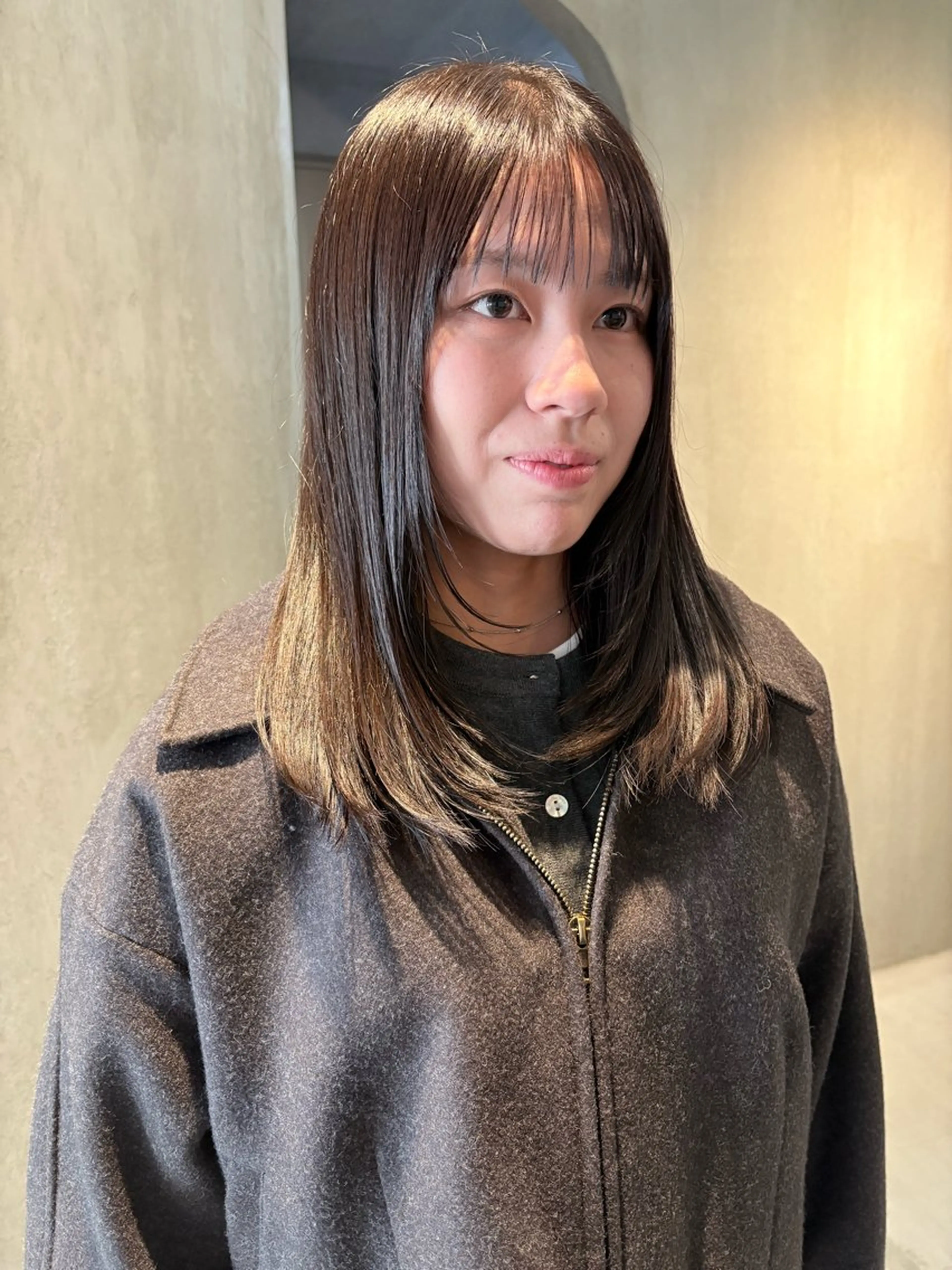 ミディアム ヘアカラー SLAY所属・マツイ モモノのヘアスタイル