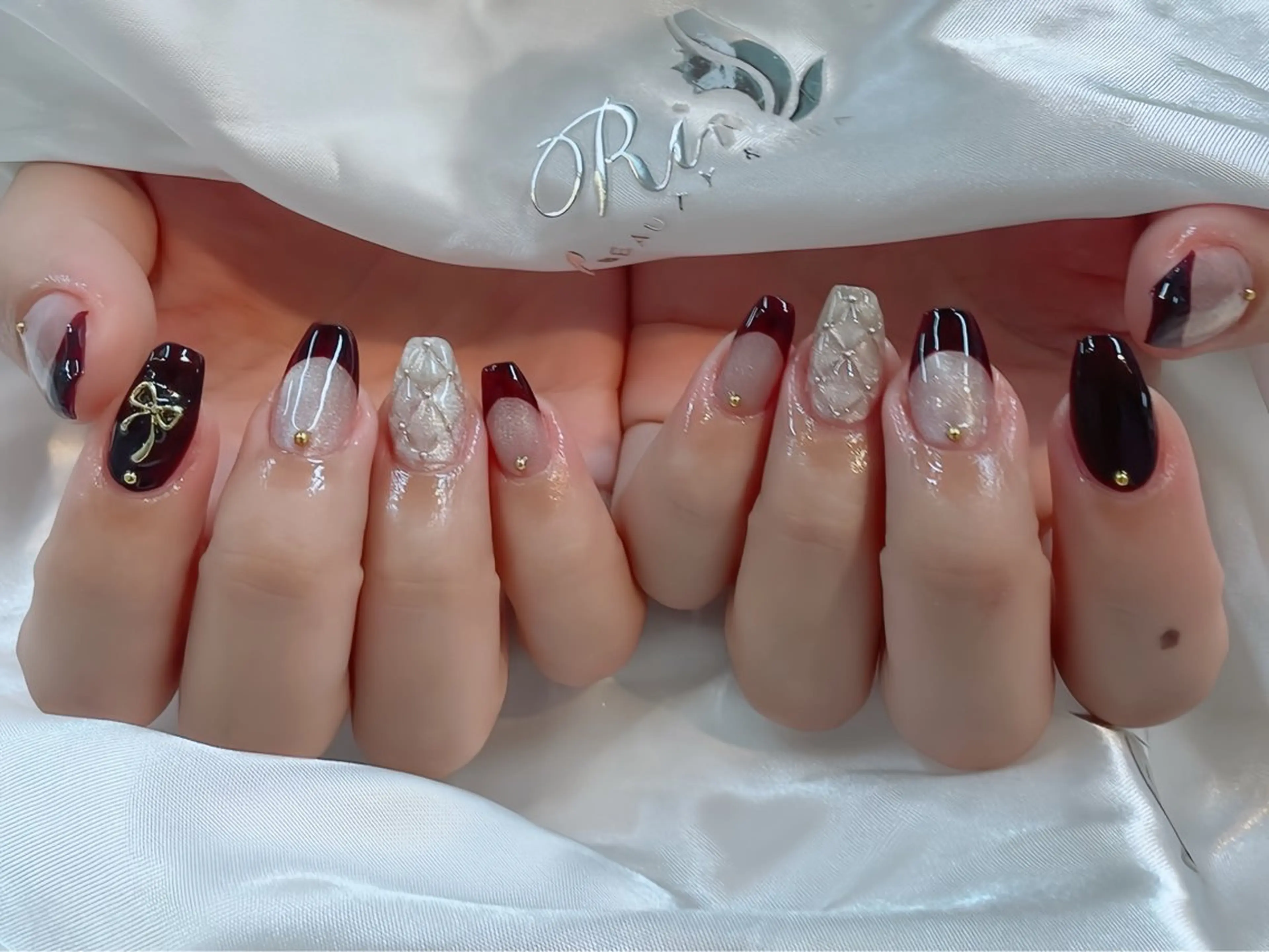 メンズ ネイル メンズ韓国風 クリスマス カジュアル 長さ出し フラッシュネイル ハンドネイル Rin Nail Shinokuboのネイルデザイン