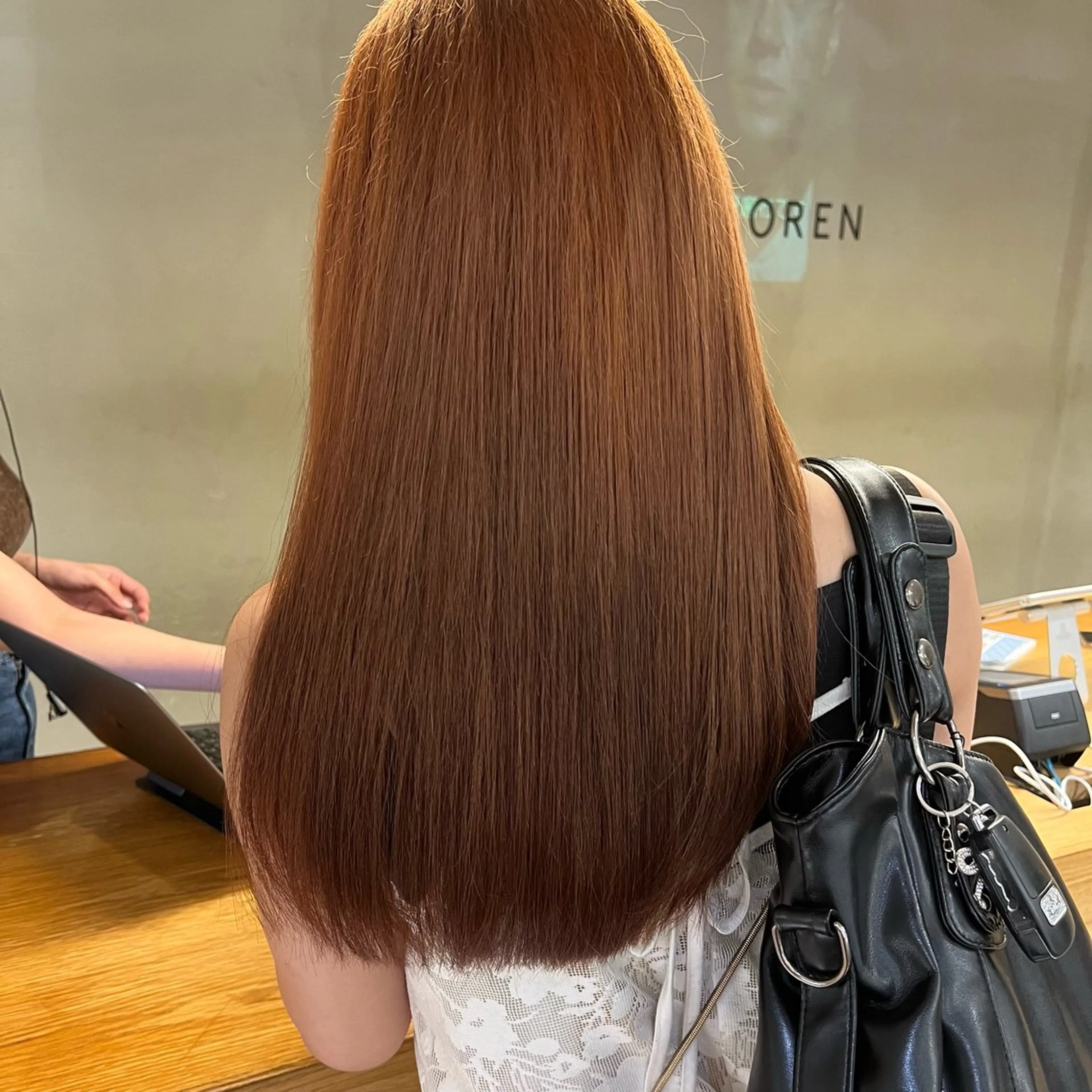 ロング カラー 透明感カラー カット ヘアカラー トリートメント レイヤーカット/暖色 カラー/mao🎀のヘアスタイル