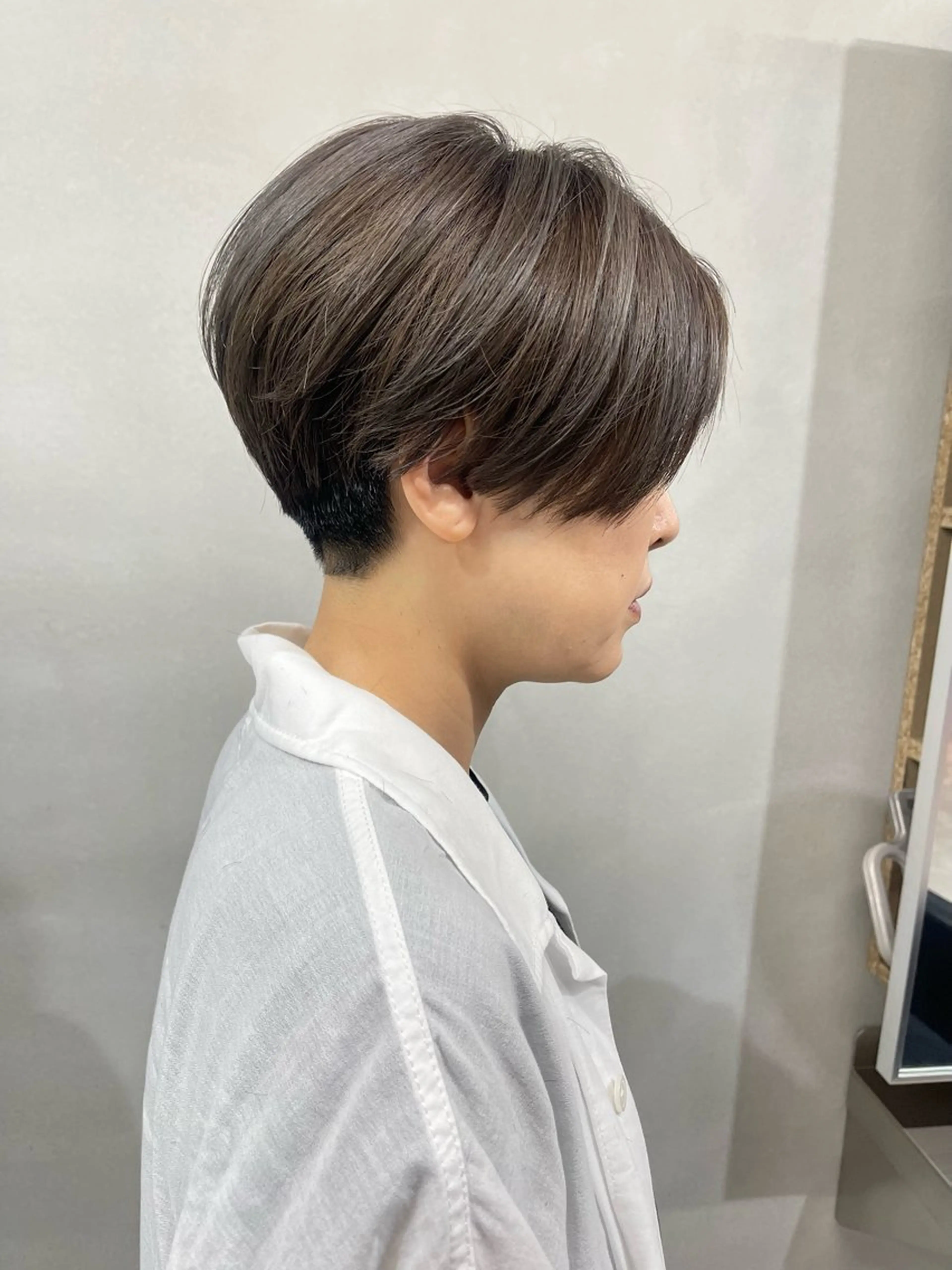 ショート ハンサムショート ハイライト ショートヘア カット ヘアカラー 柏 ウルフ/レイヤー 田中佐和🐺のヘアスタイル