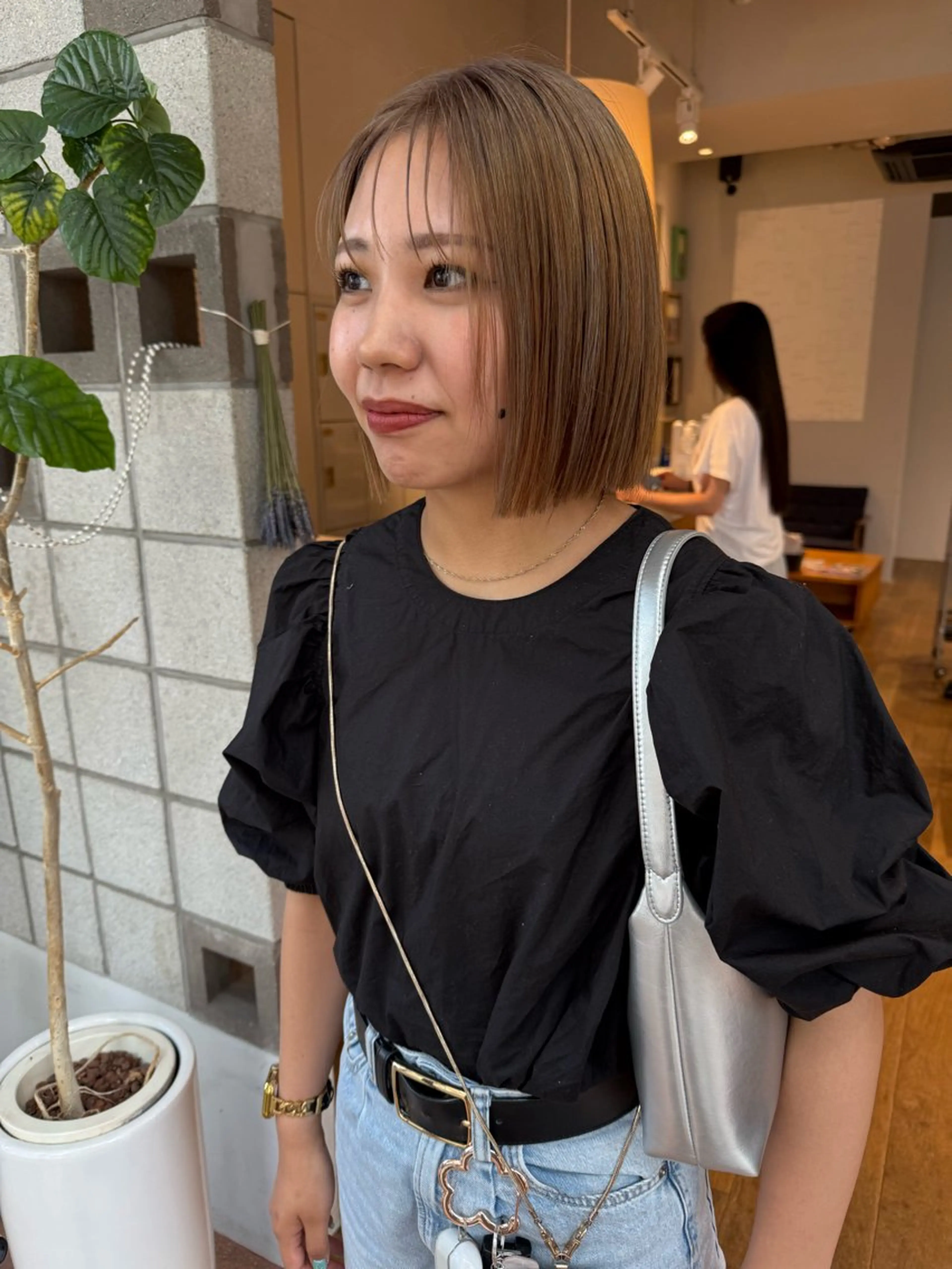 ショート ハイライト ヘアカラー 松本  夏海のヘアスタイル