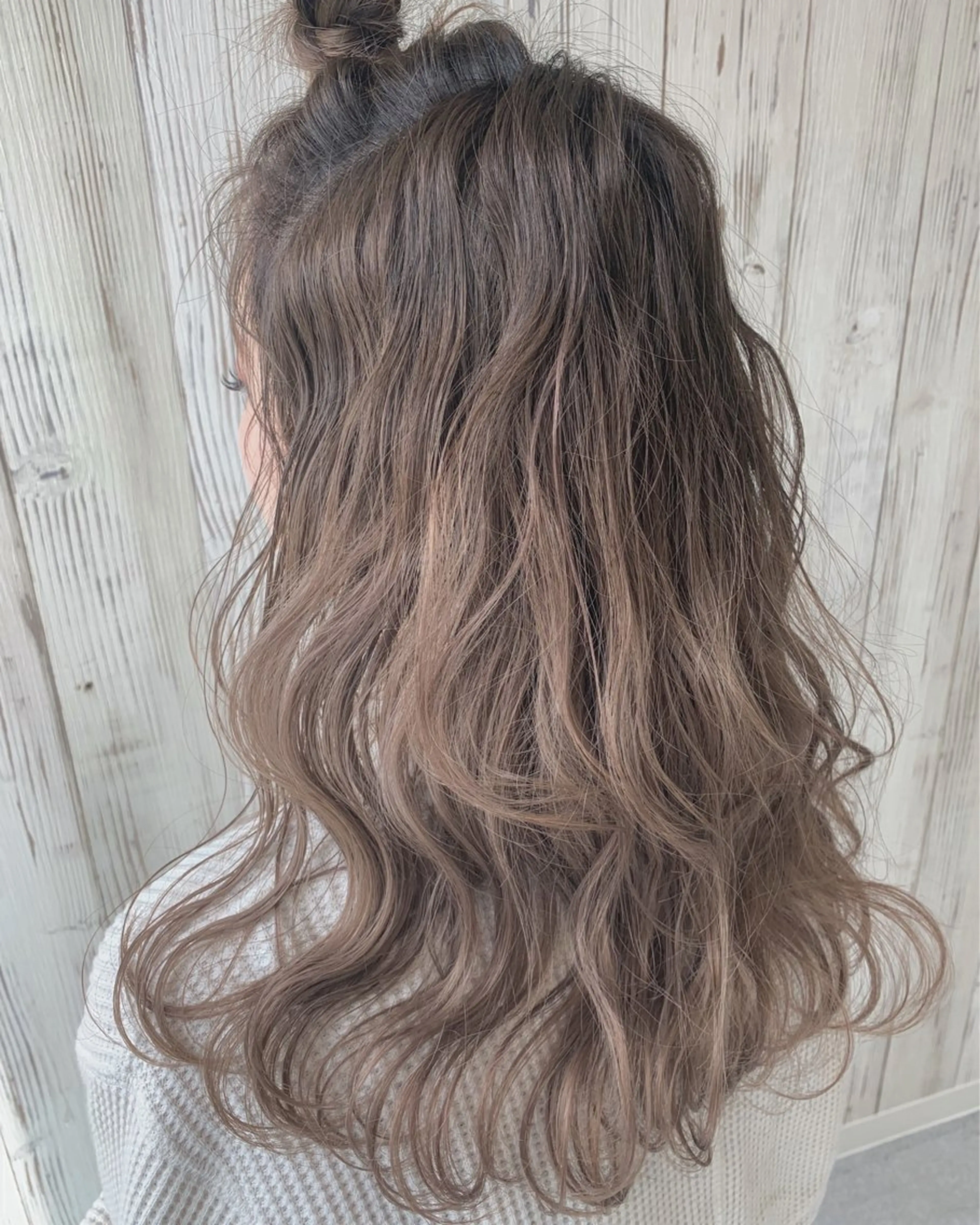 ロング カラー グラデーションカラー 杉原 悠司のヘアスタイル