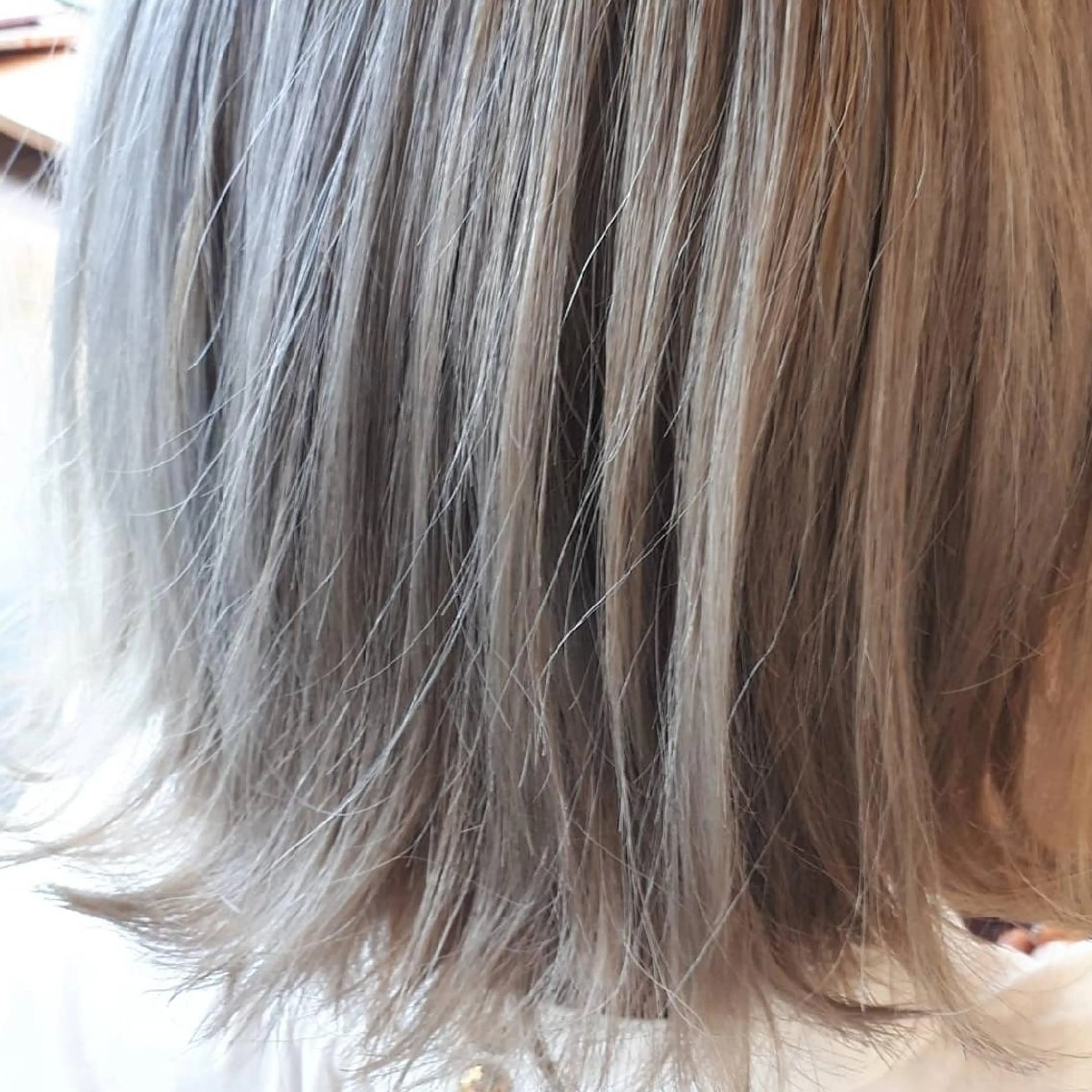 カラー ダブルカラー 高橋 万美のヘアスタイル