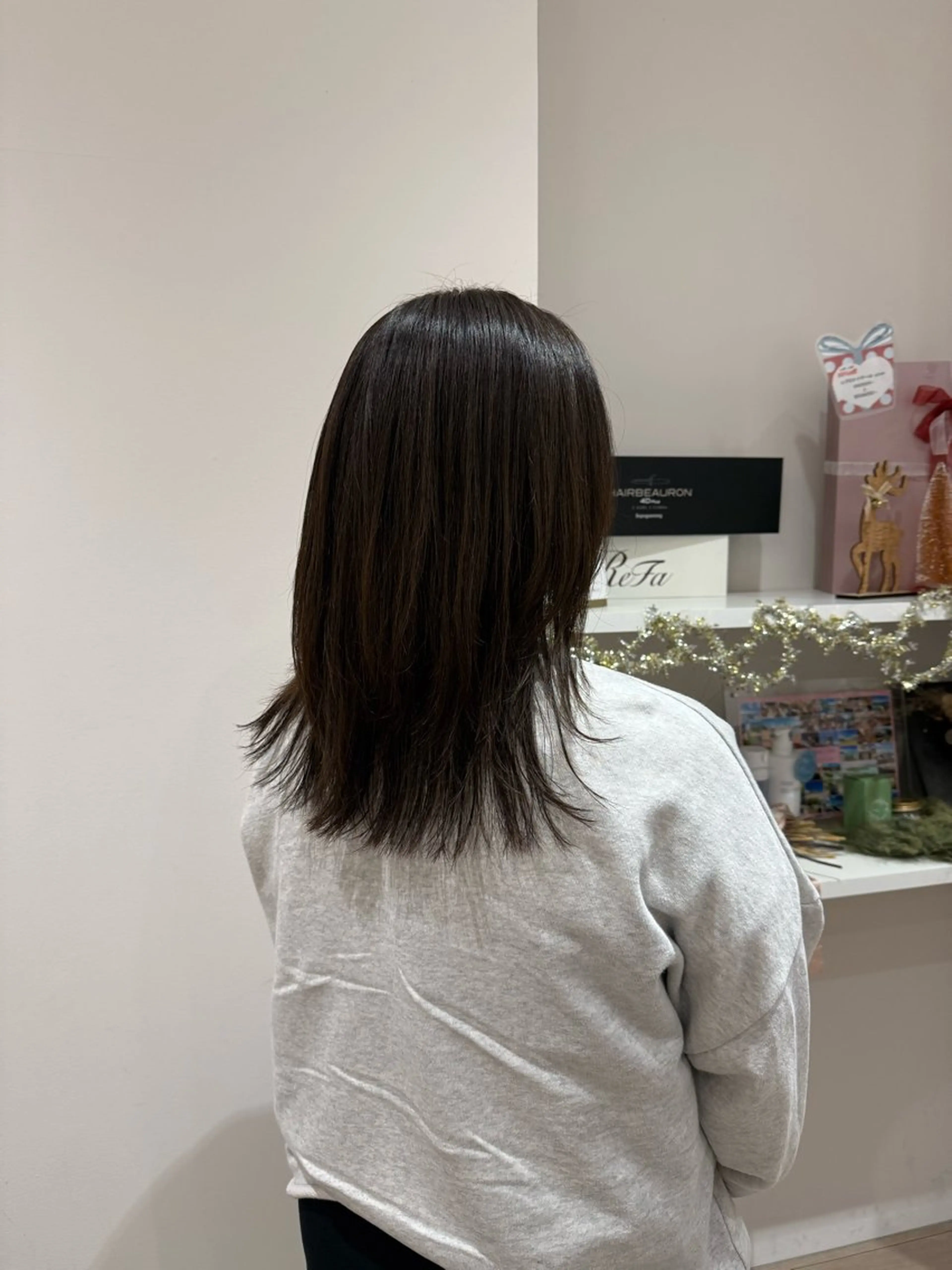 ミディアム カット ヘアカラー RosierBlue 工藤のヘアスタイル