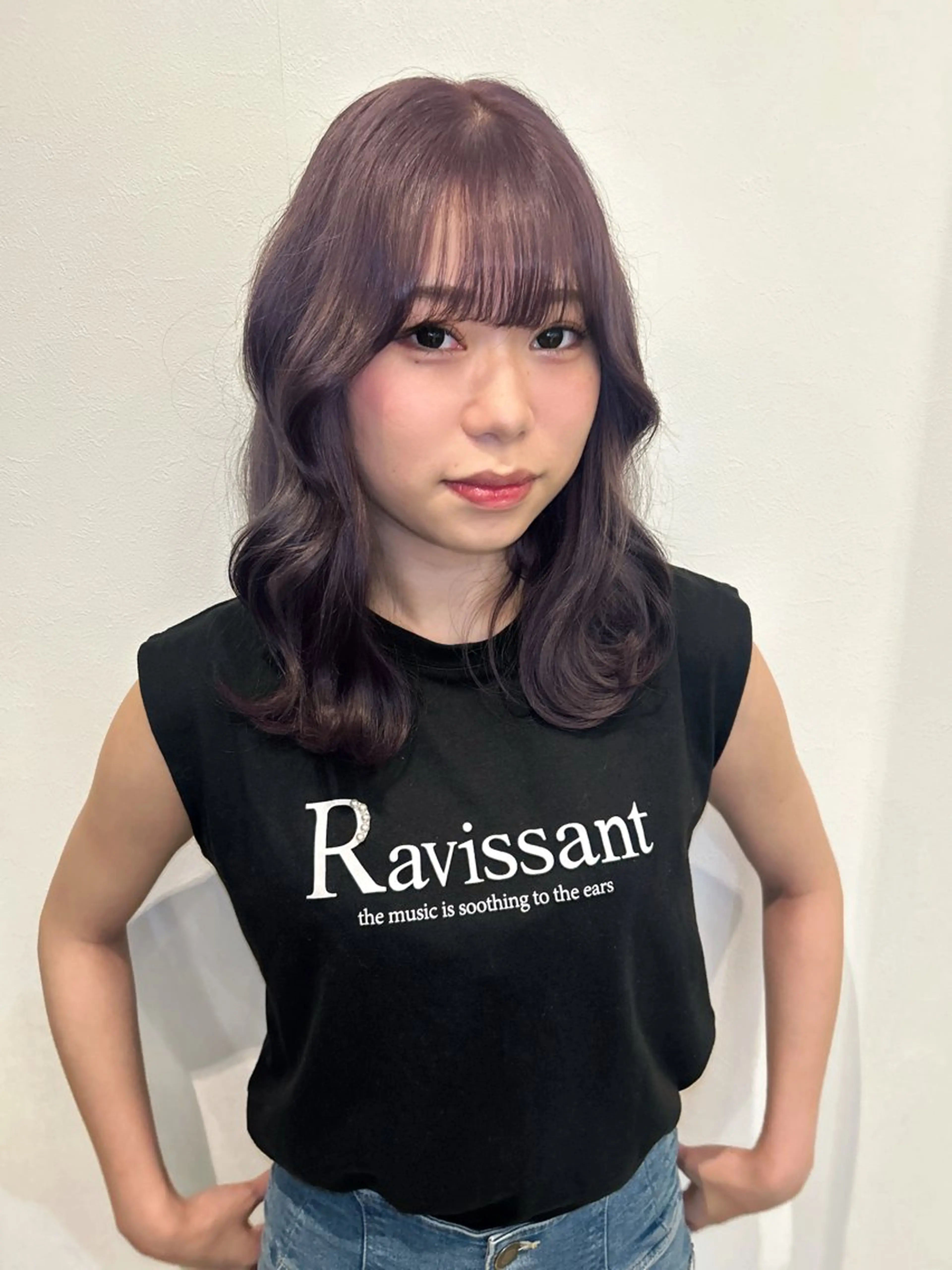 セミロング NAHO 🩵 透明感カラー🫧のヘアスタイル