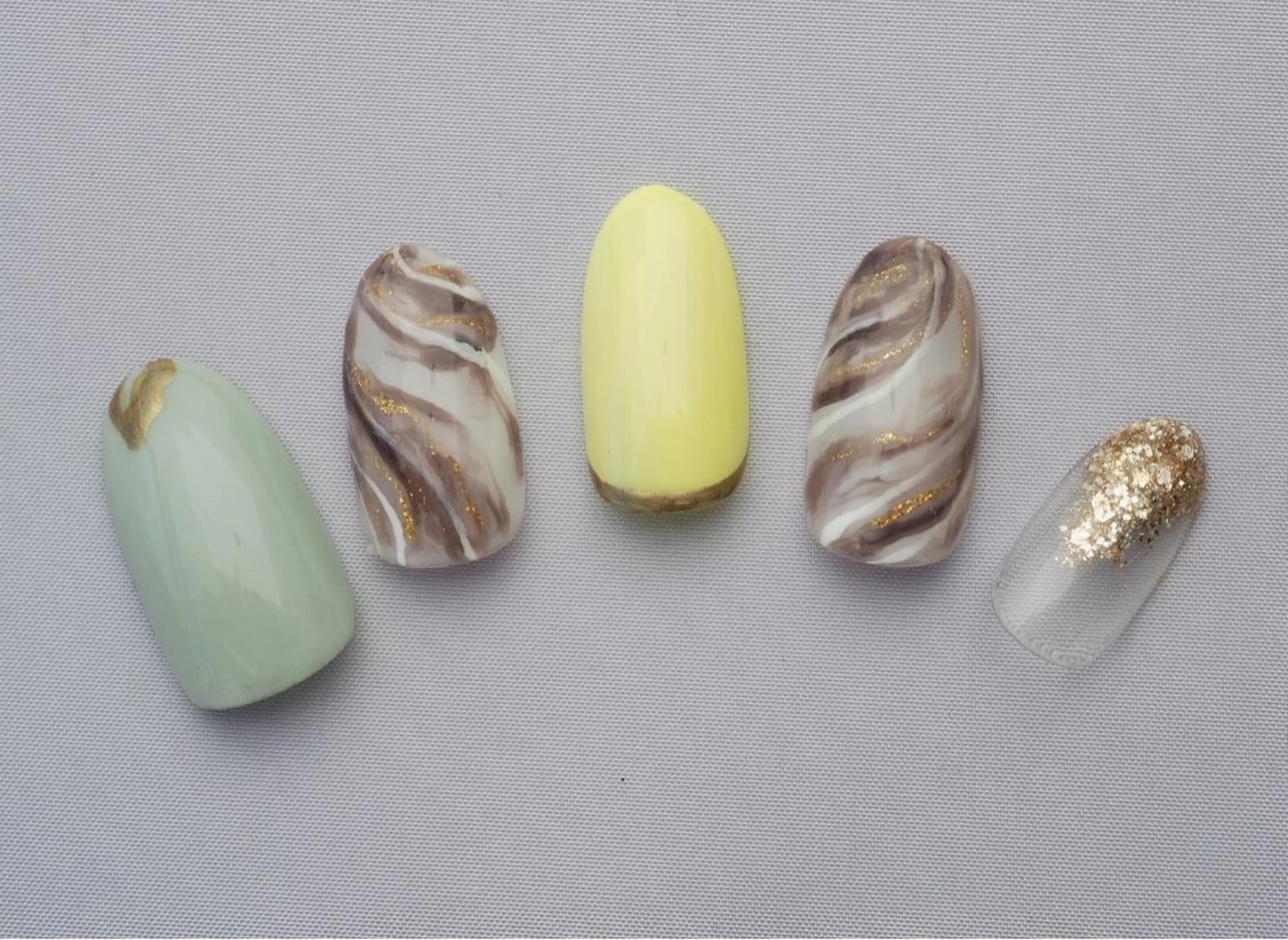 ネイル トップネイリスト Ribbon立川店のネイルデザイン