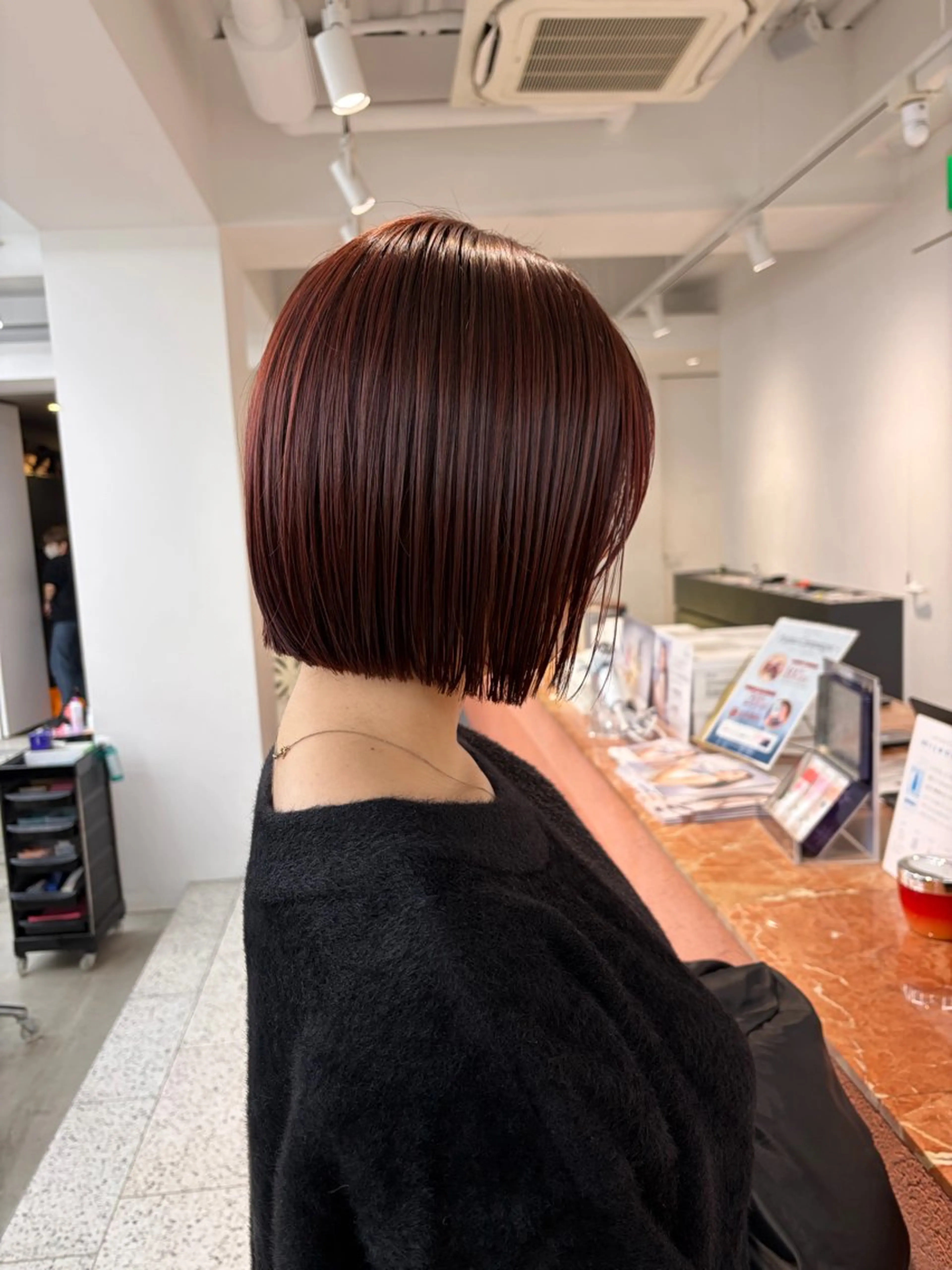 ショート カラー ボブ 伸ばしかけ ショートヘア カット トリートメント 伊藤 優里のヘアスタイル