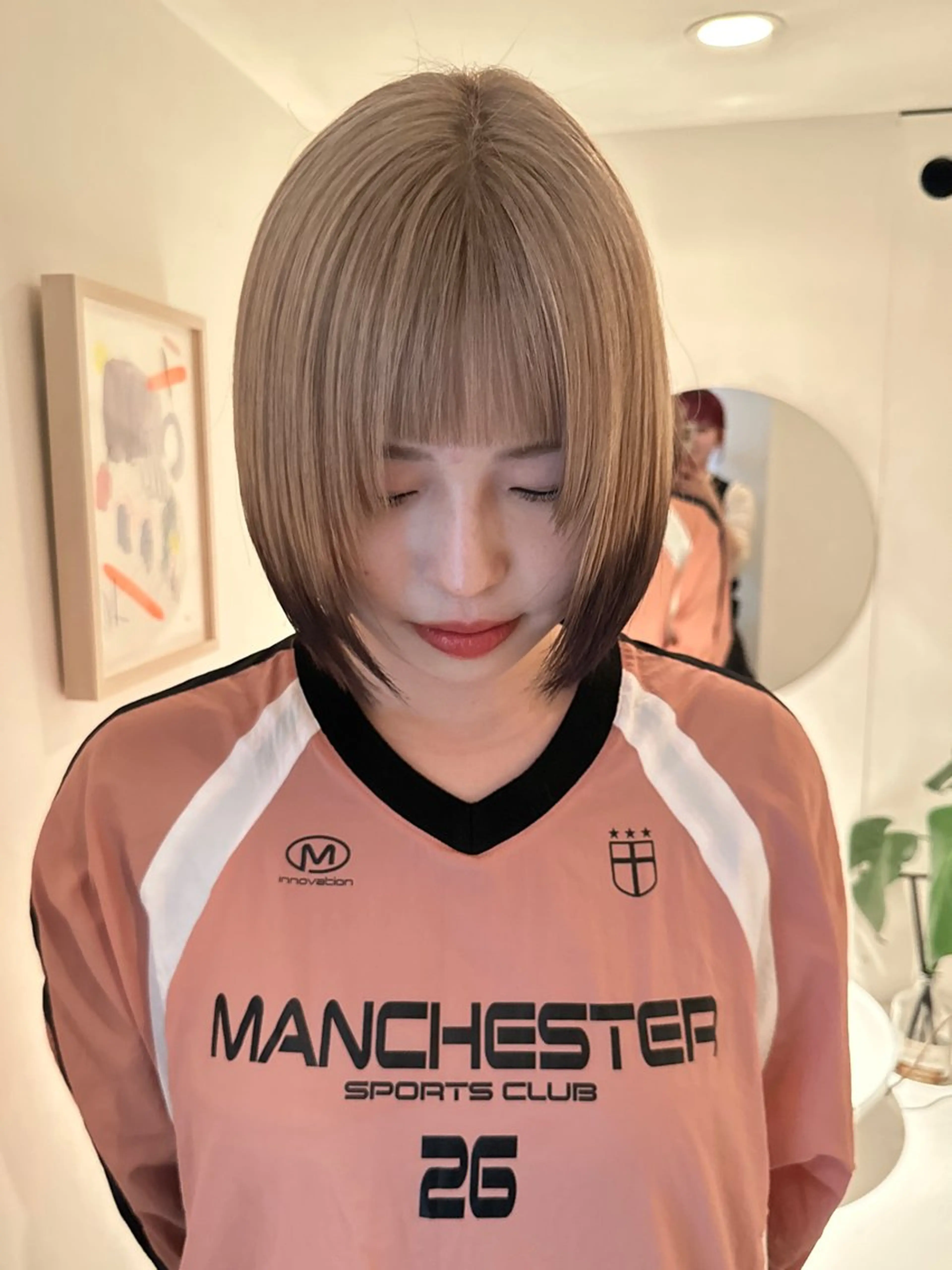 ミディアム カラー ベージュカラー ブラウンカラー 磯　亜由香🌼 ブリーチ/ボブカットのヘアスタイル