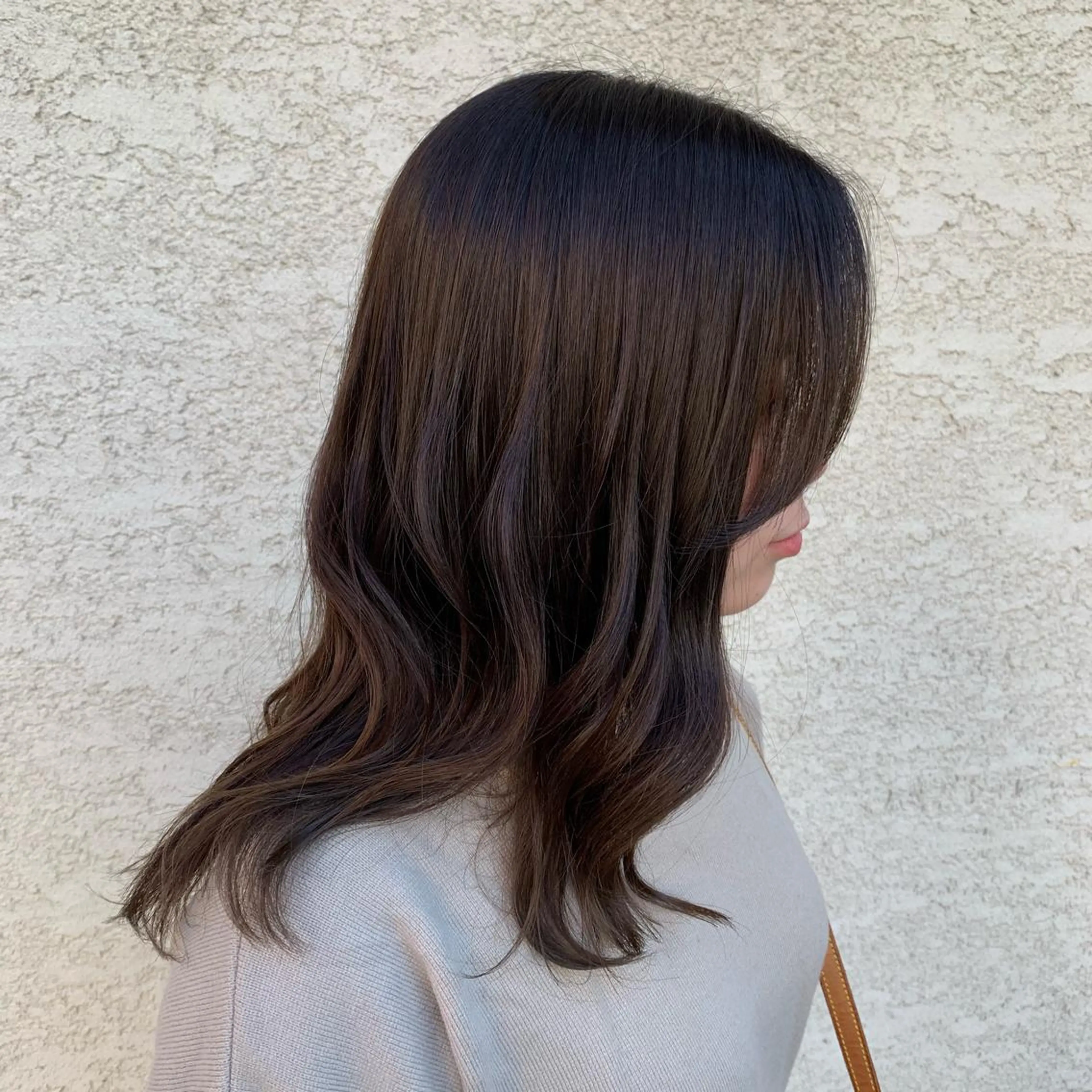 ミディアム カラー ヘアアレンジ アッシュ 透明感カラー ダークアッシュ 韓国×巻ける髪質改善 💍maki💍のヘアスタイル