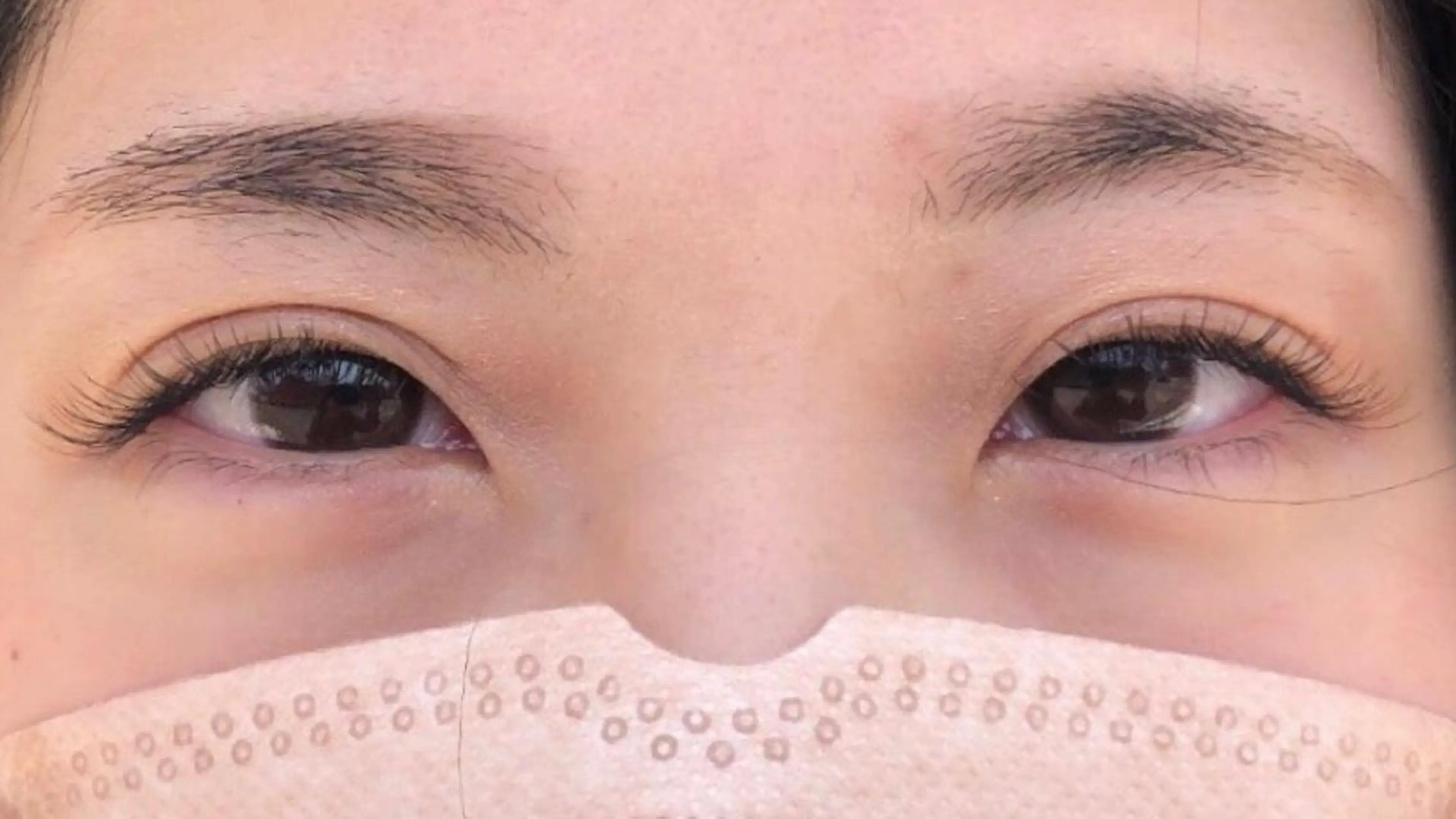 マツエク・マツパ フラットラッシュ ETERNO小山店 野崎の眉毛・アイブロウイメージ