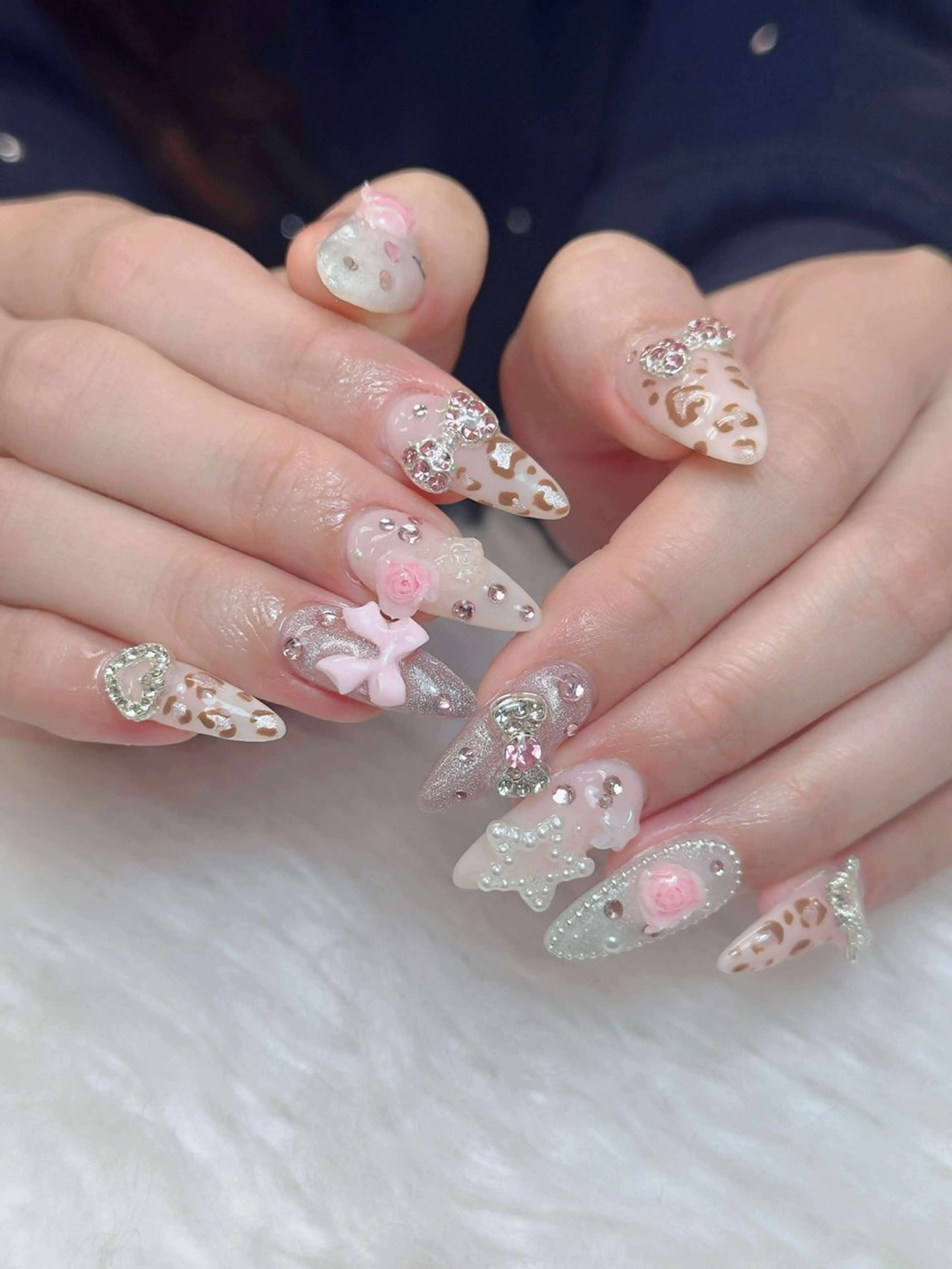 ネイル アートネイル ジェルネイル ニュアンスネイル シンプルネイル ネイルチップ ハンドネイル Nie Nail Shinokuboのネイルデザイン