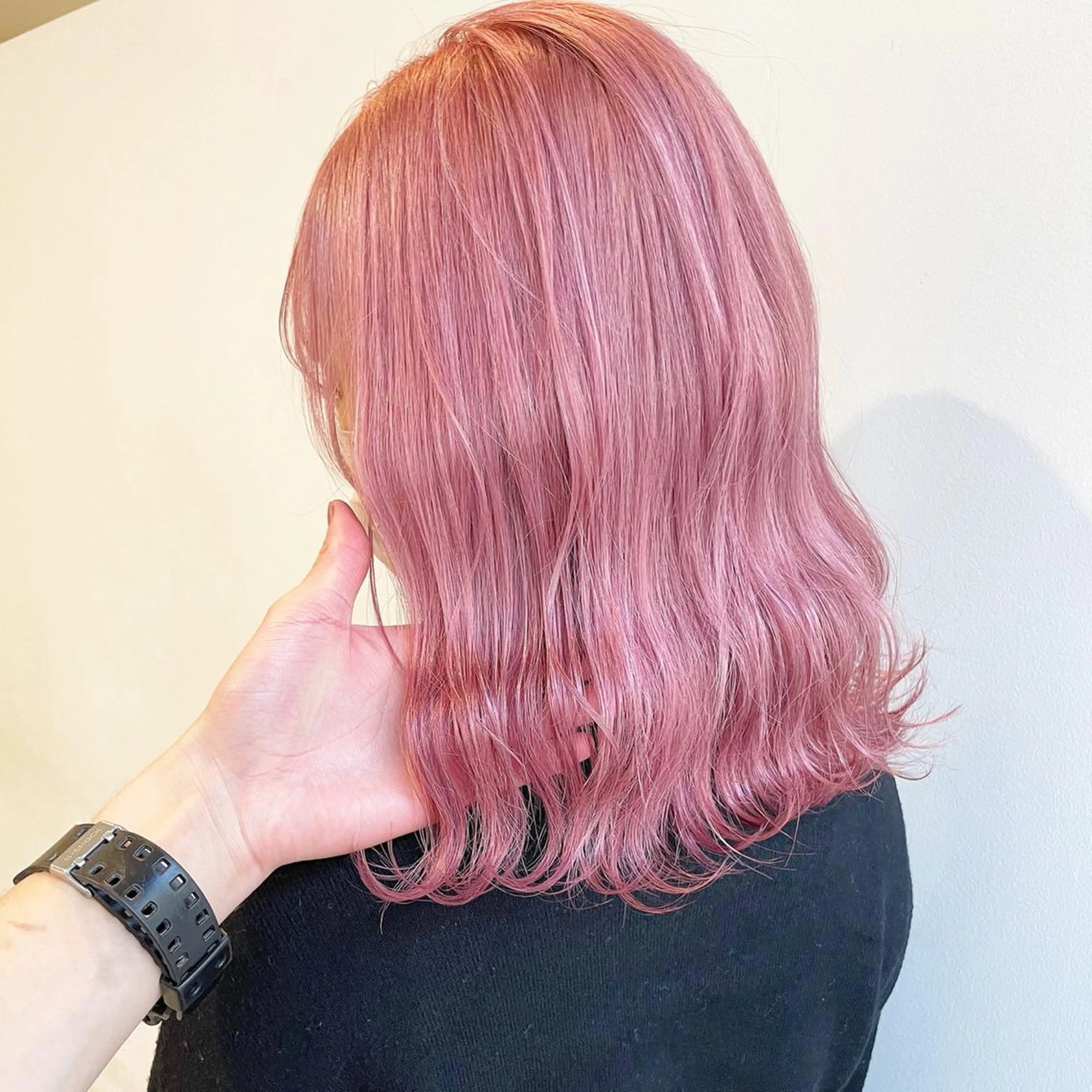 ミディアム カラー ピンクカラー 北田 美琴 / 柔らかいカラーのヘアスタイル