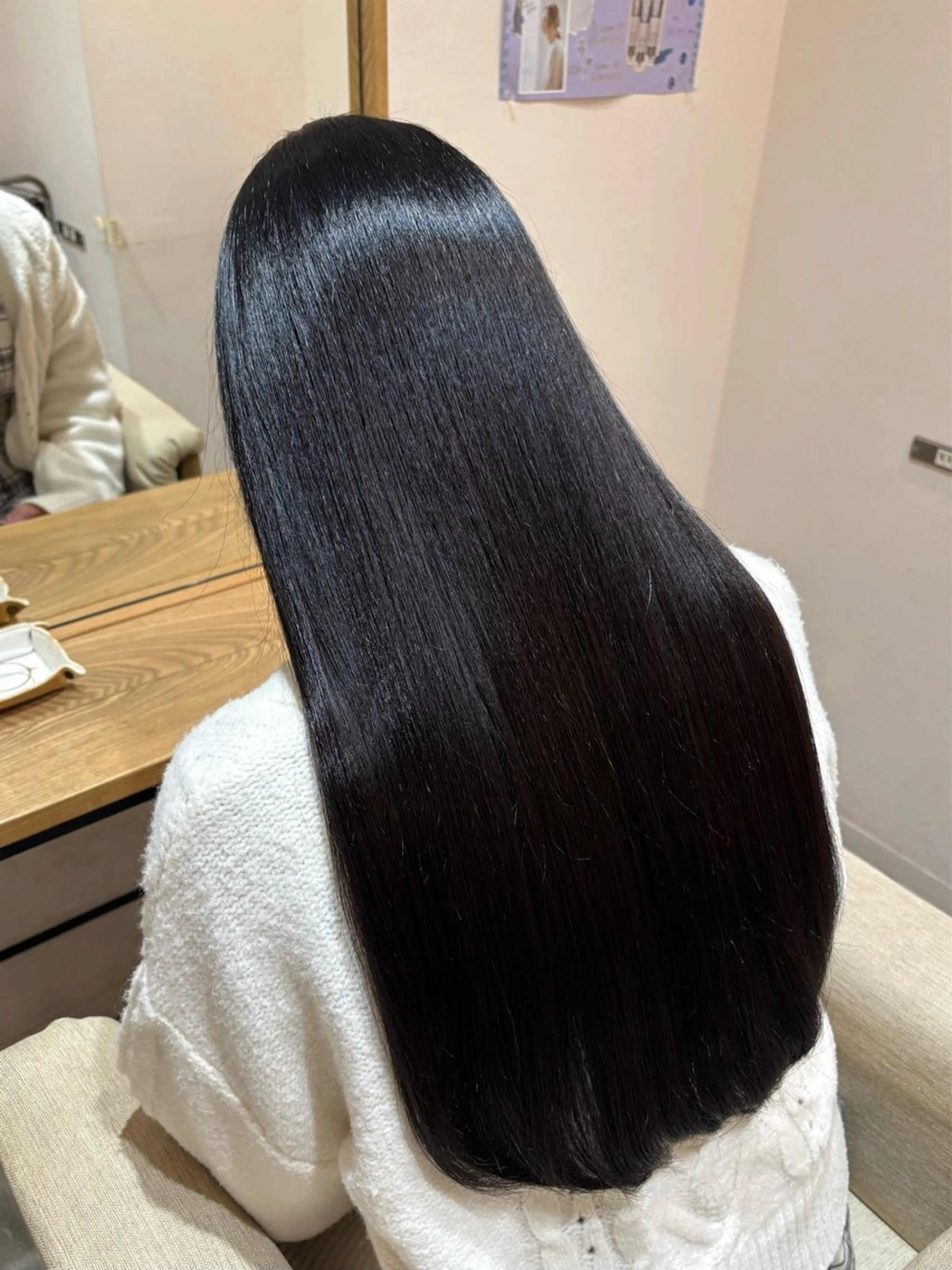 ロング カラー ブラウンカラー ダークブラウン 太田 鈴佳のヘアスタイル