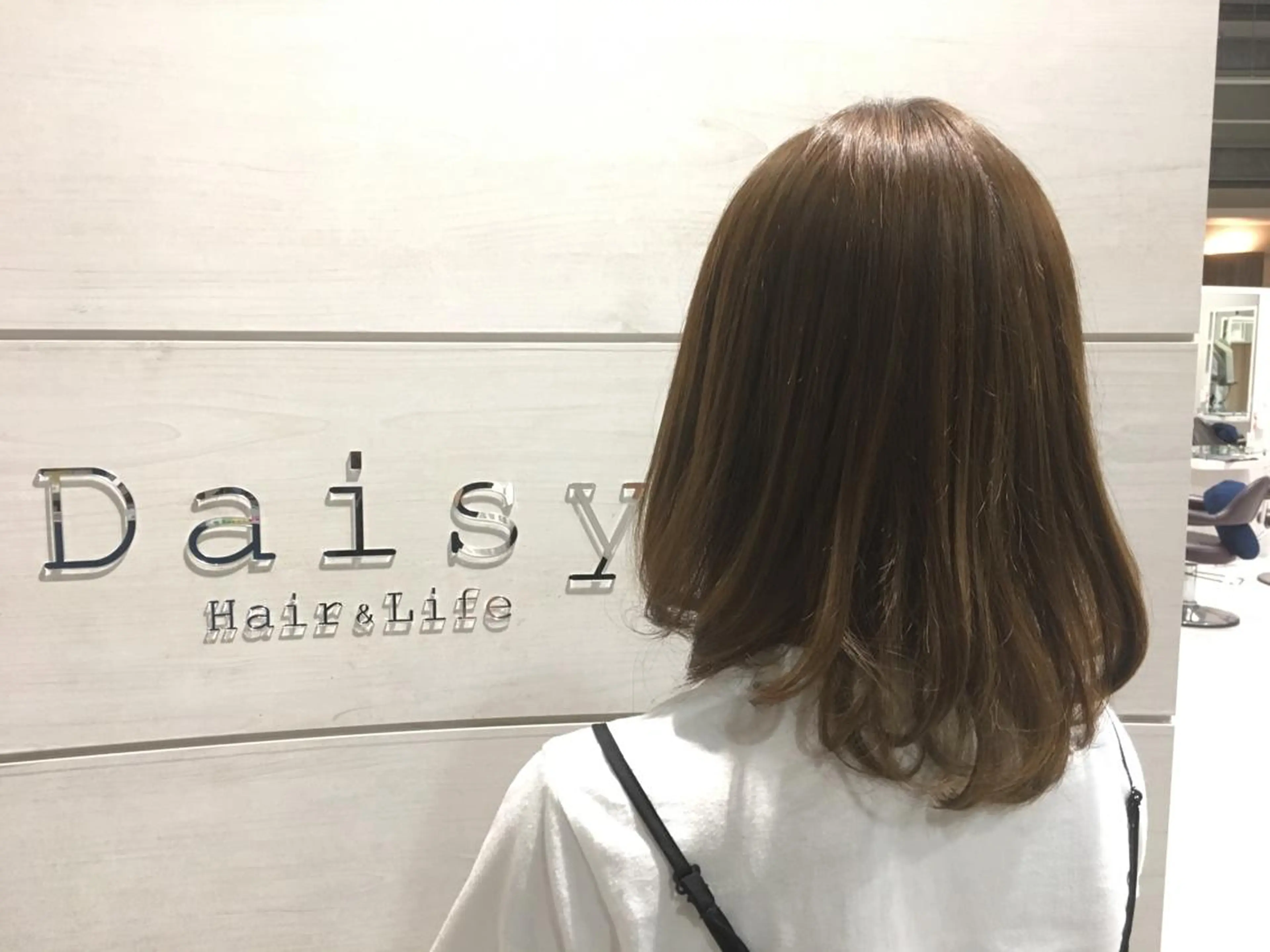 ミディアム カラー アッシュ アッシュブラウン ブラウンカラー salowin郡山所属・佐藤 結花のヘアスタイル