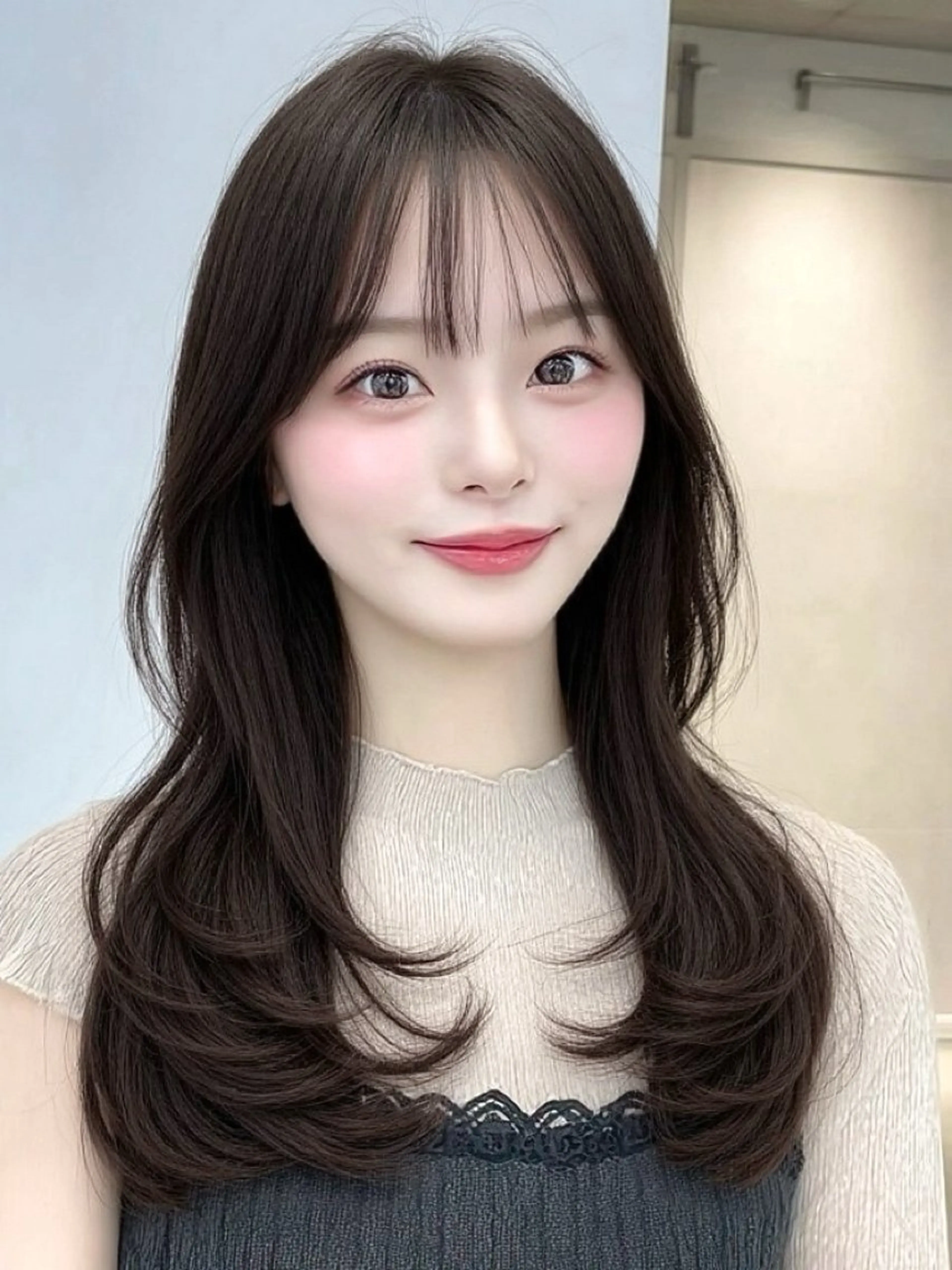 ロング カラー ブリーチ 透明感カラー ハイトーンカラー インナーカラー くびれヘア カット ヘアカラー トリートメント 顔周り指名NO.1 🤍似合わせ／Maoのヘアスタイル