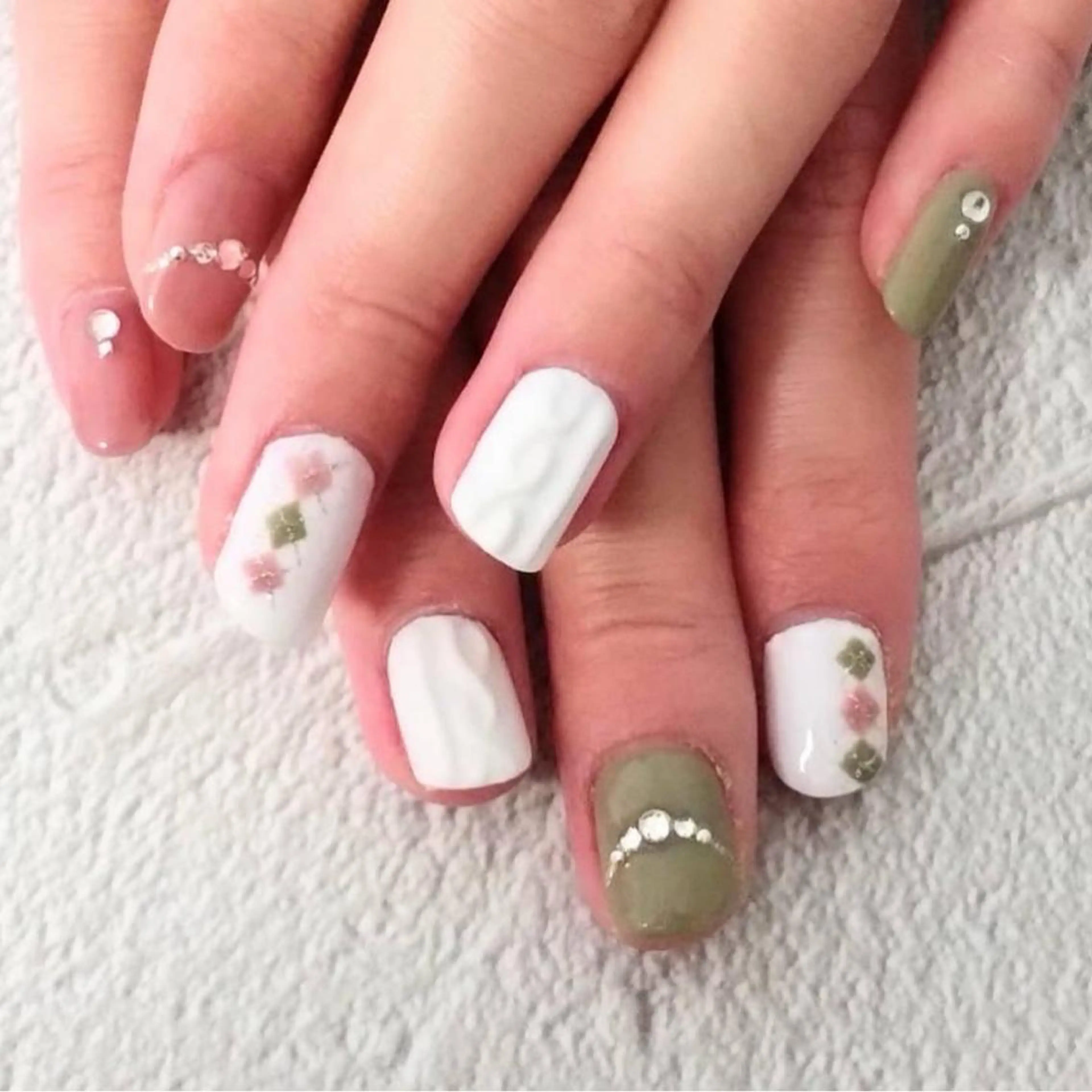 ネイル 大島 七海のネイルデザイン