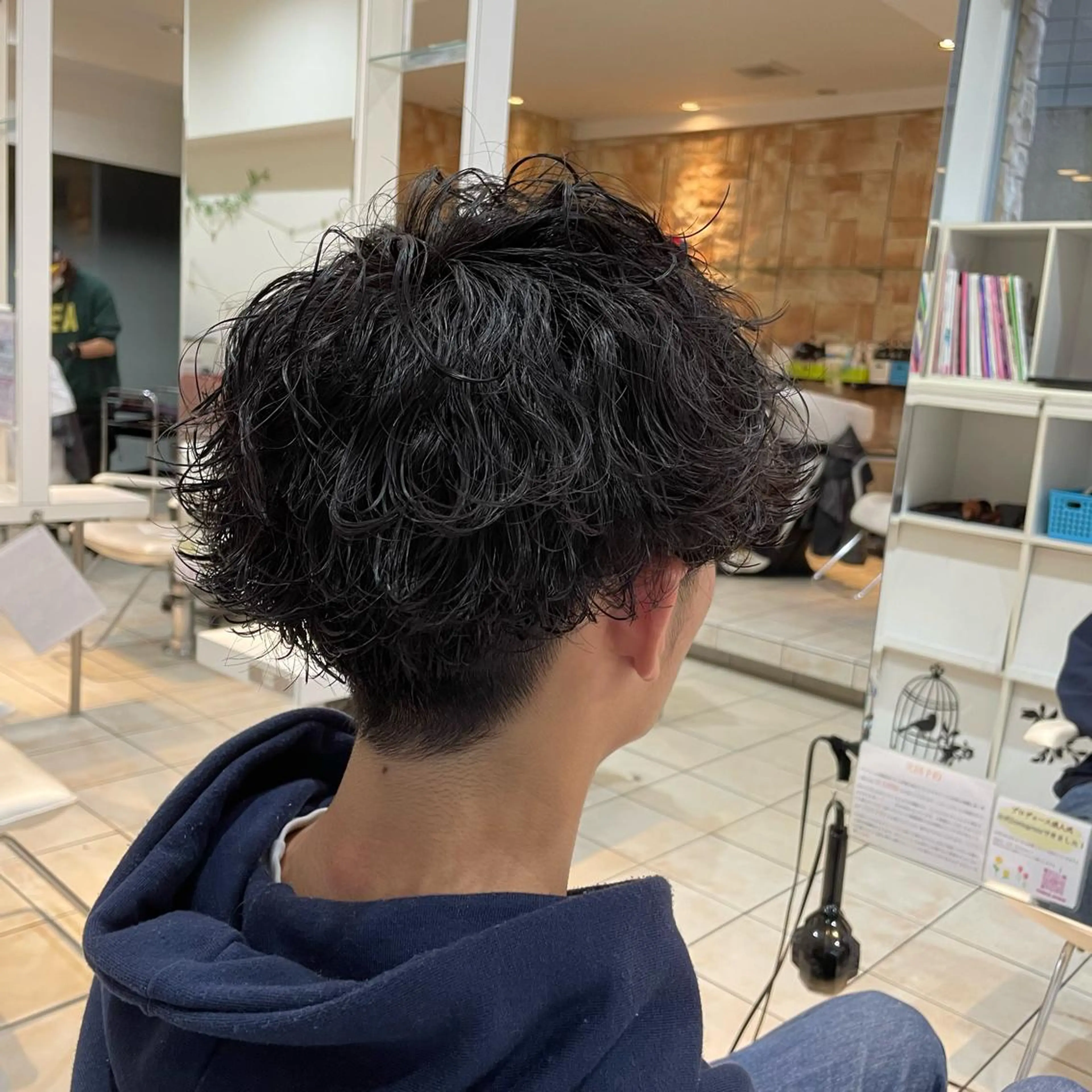 ショート パーマ メンズ シャドウパーマ/縦落 ちパーマ 大久保のヘアスタイル