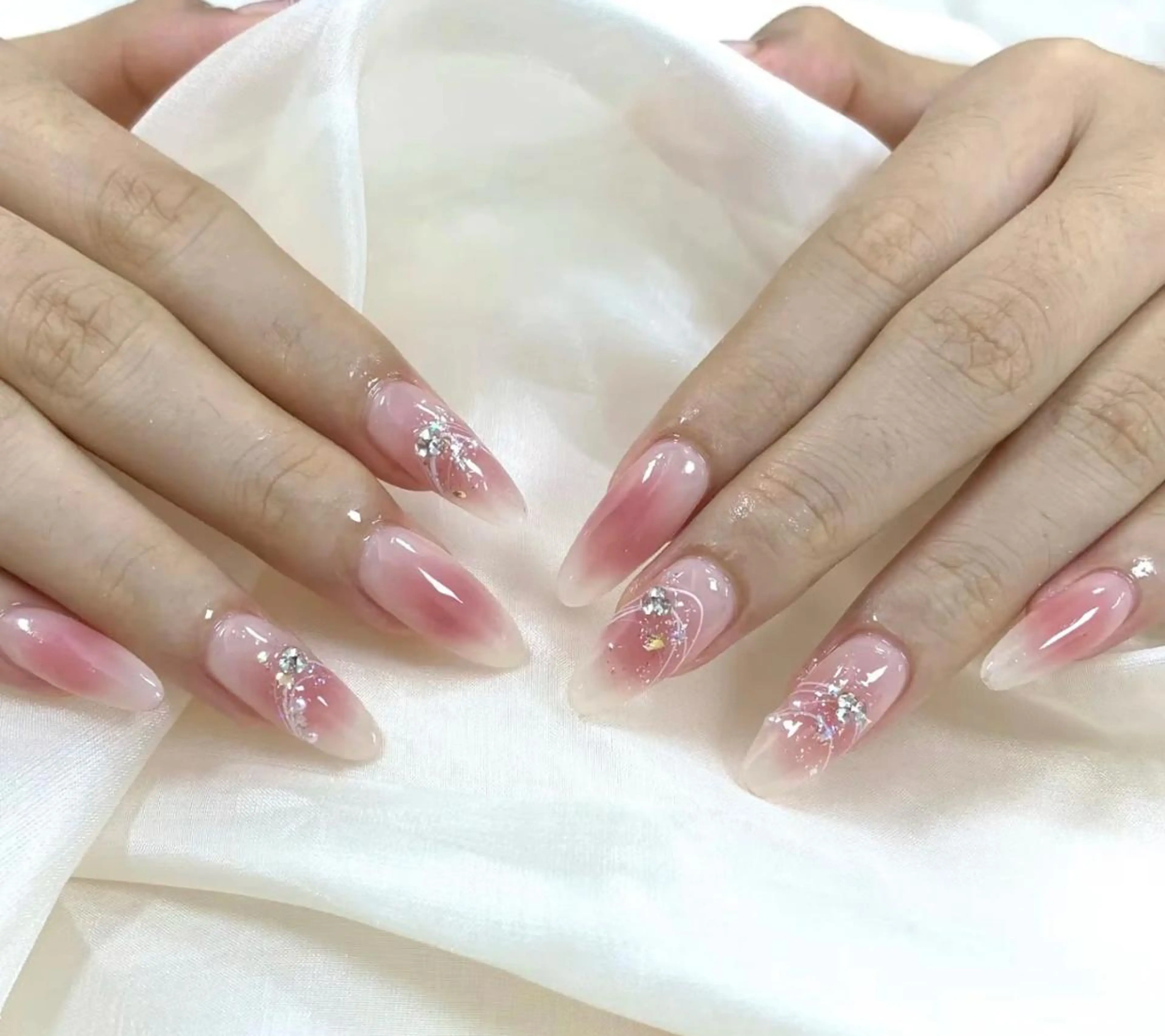 ネイル RAFFINE haru🦋🩵のネイルデザイン